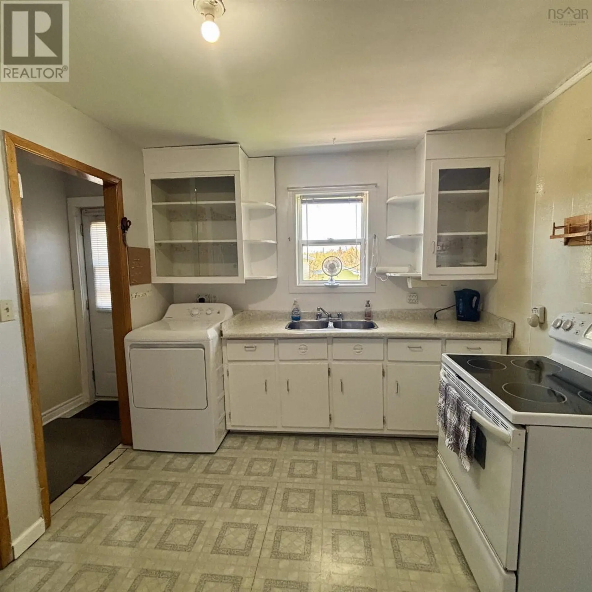 777 Forsyth Street - Image 6