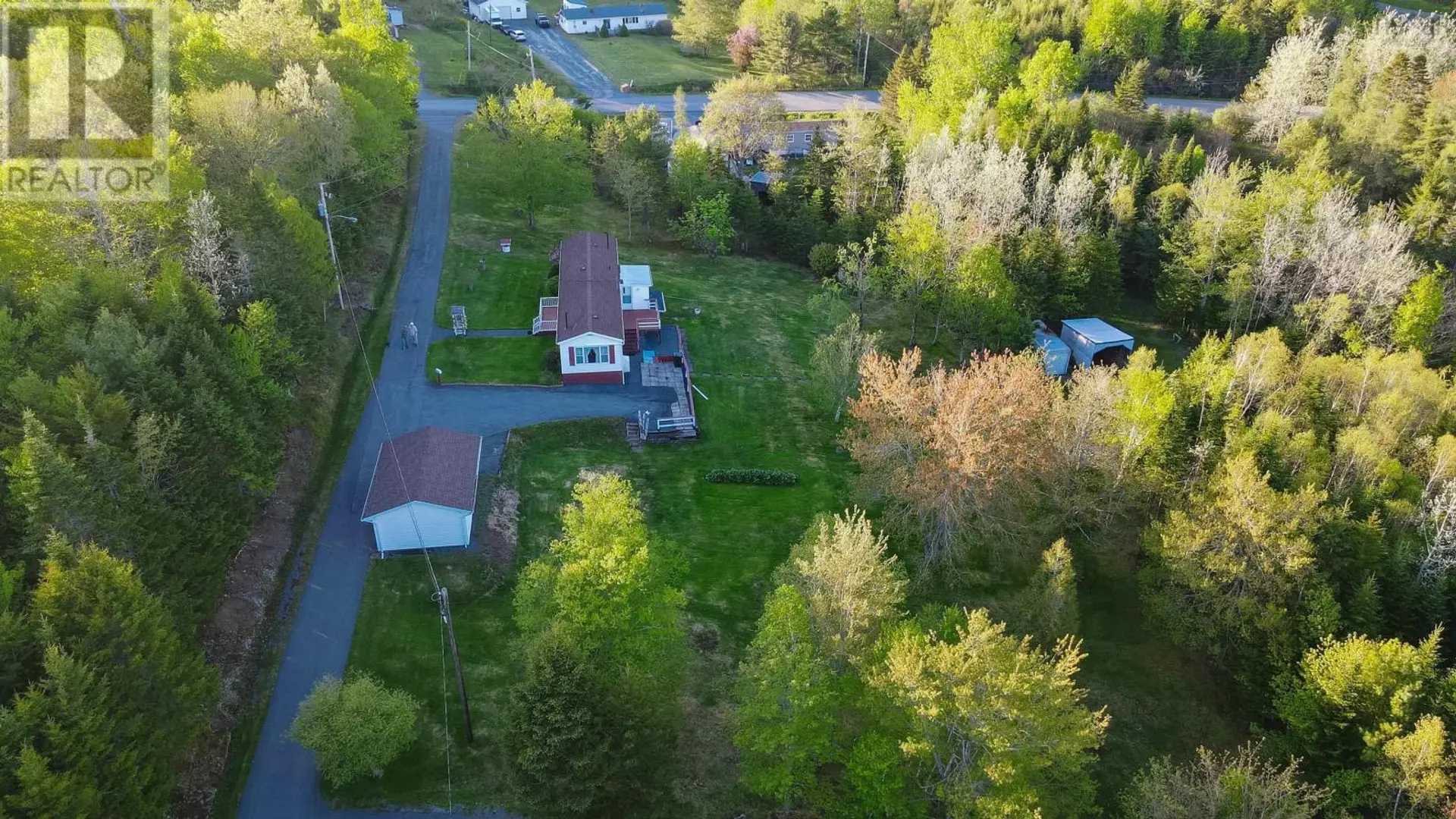 209 South Uniacke Road - Image 4