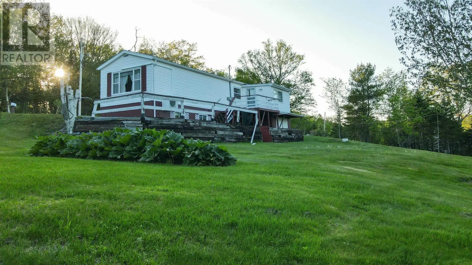 209 South Uniacke Road - Image 7