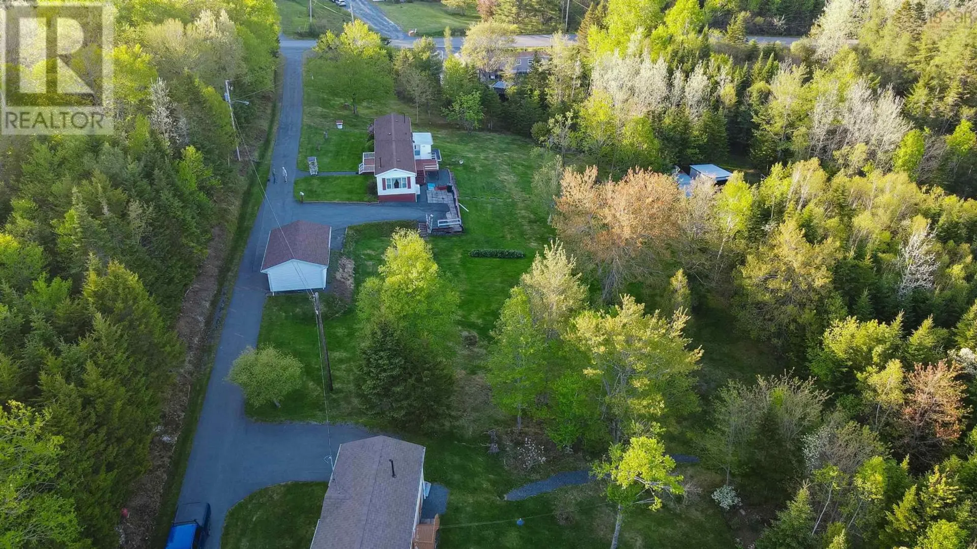 209 South Uniacke Road - Image 3