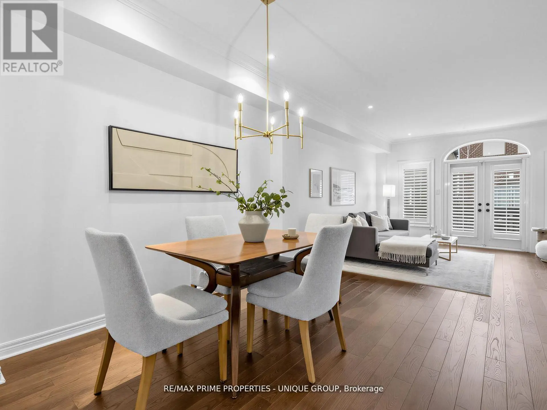 19 JAMES STOCK PATH - Image 1