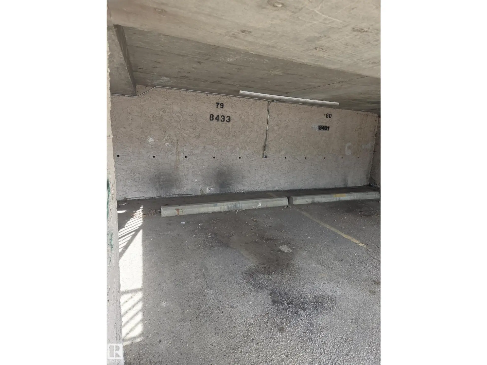8433 29 AV NW - Image 13