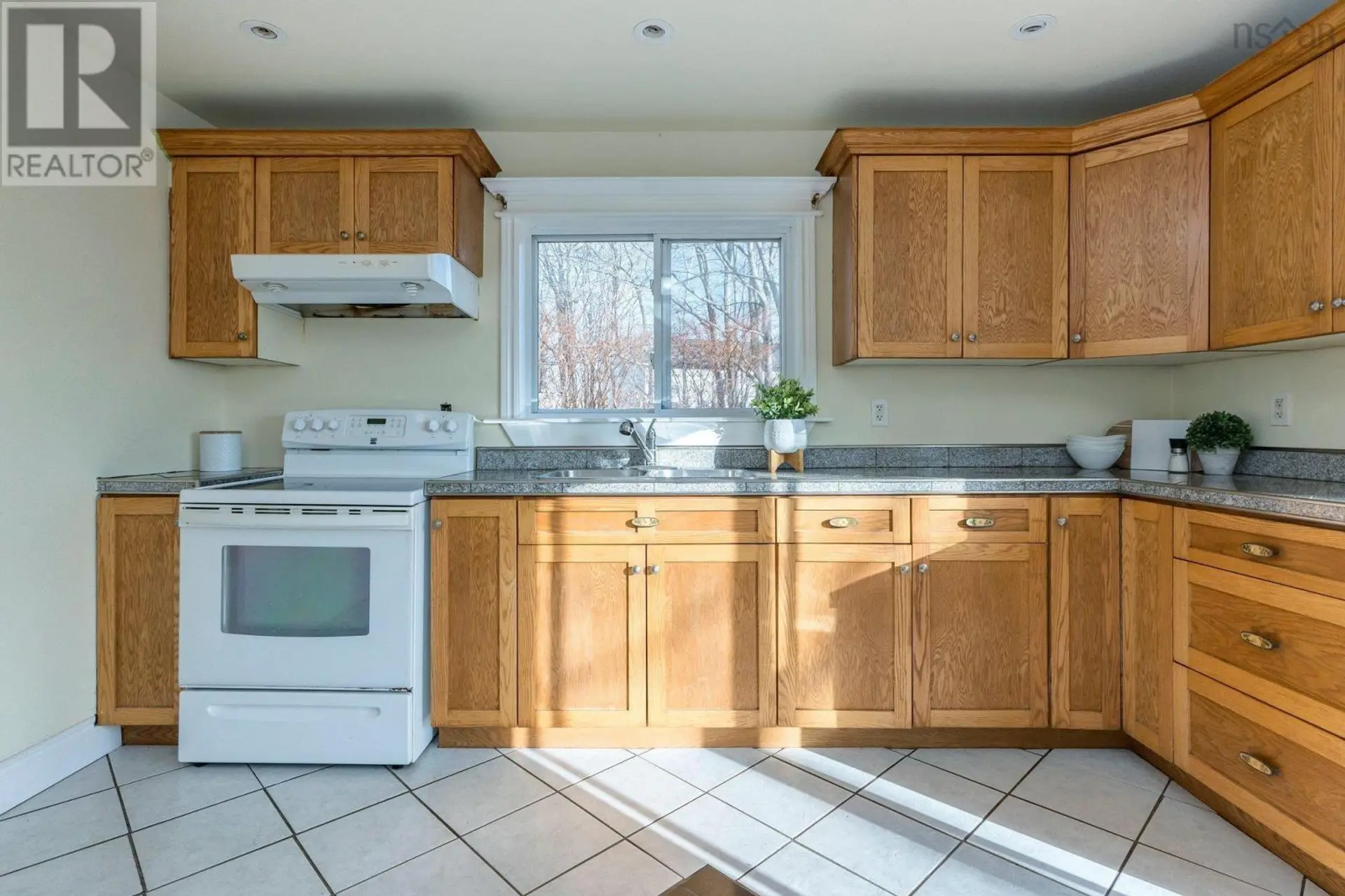 18 Layton Road - Image 6