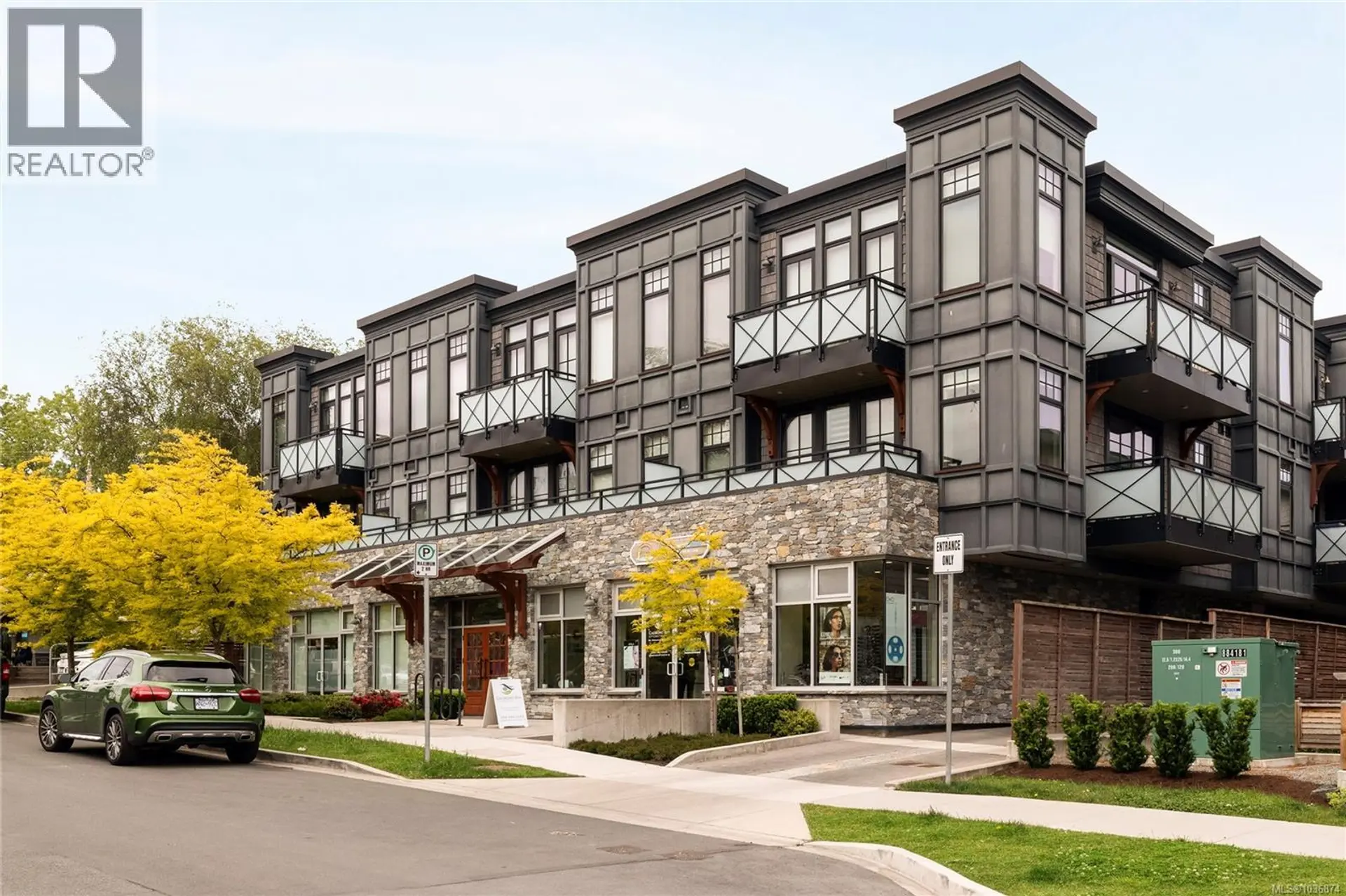 Property at #202 2580 Penrhyn St, Saanich, BC