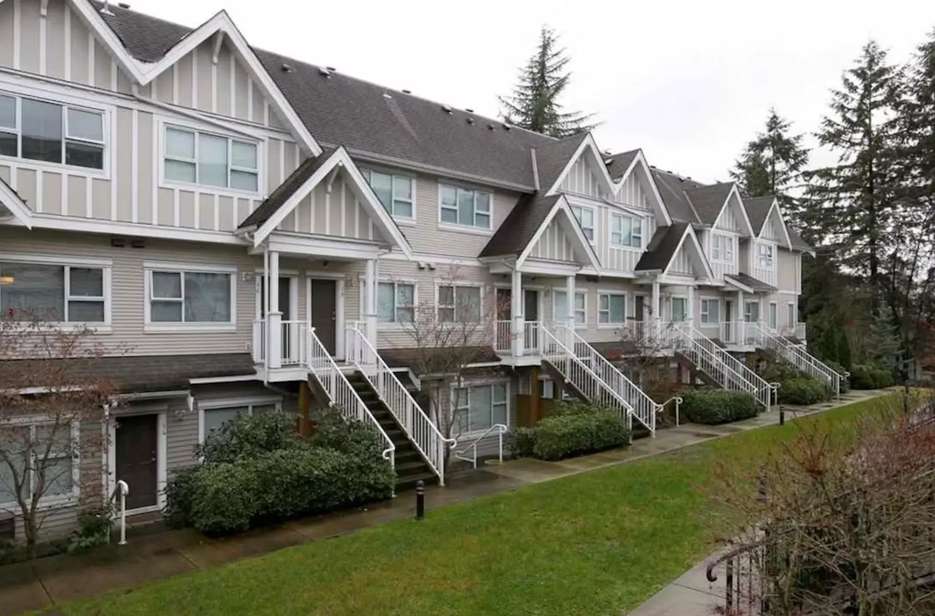 #17 730 Farrow Street - Image 2