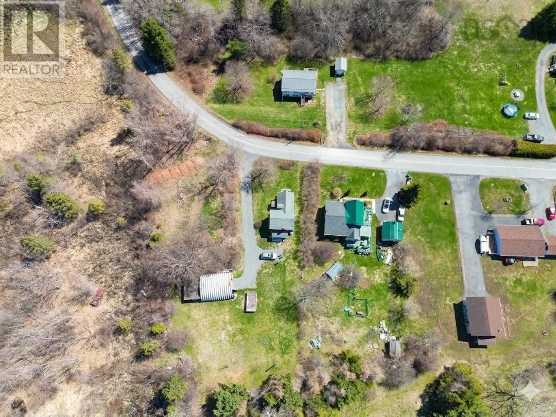 21 BALL PARK Road - Image 16