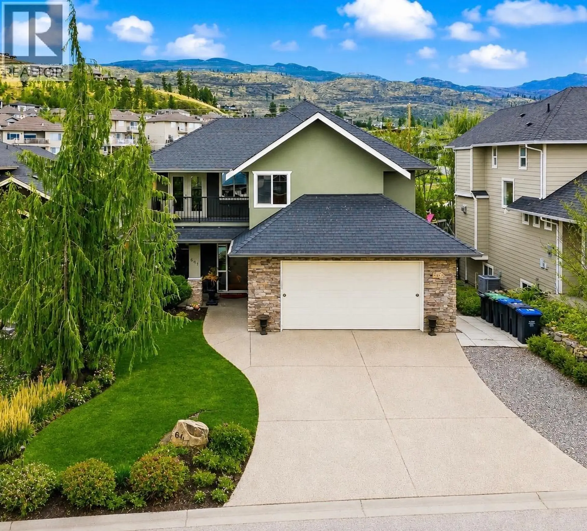 Property at 647 Peridot Place, Kelowna, BC
