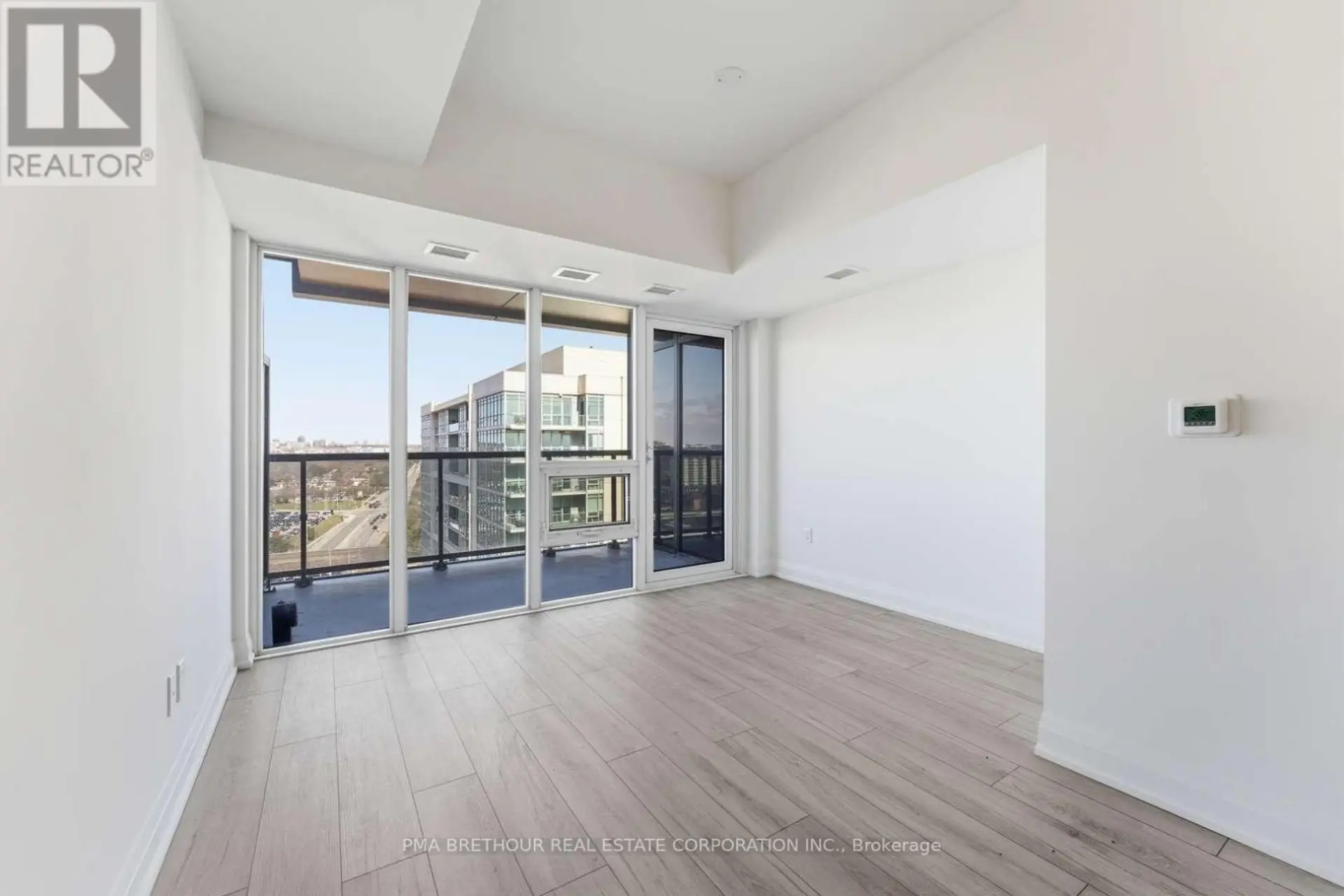#1812 1035 SOUTHDOWN ROAD - Image 3
