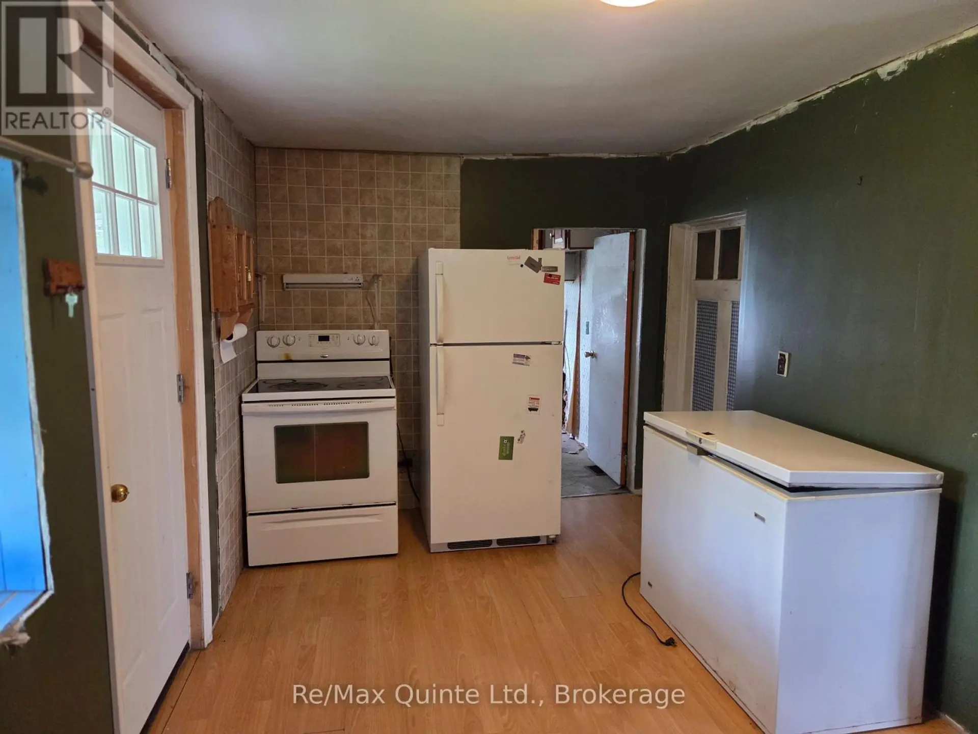 6 THOMAS STREET - Image 9