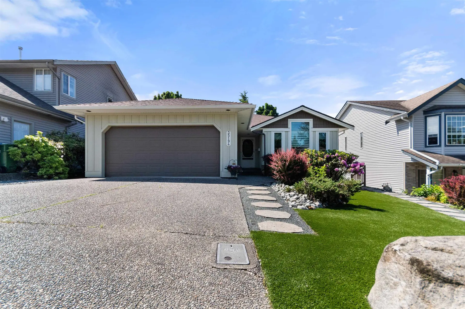 Property at 35194 Christina Place, Abbotsford, BC