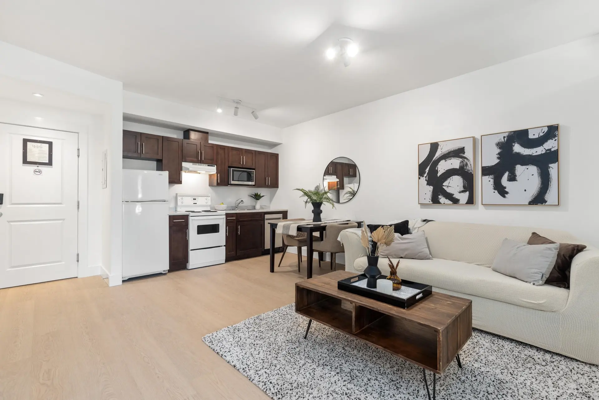 #302 7330 Arbutus Street - Image 2