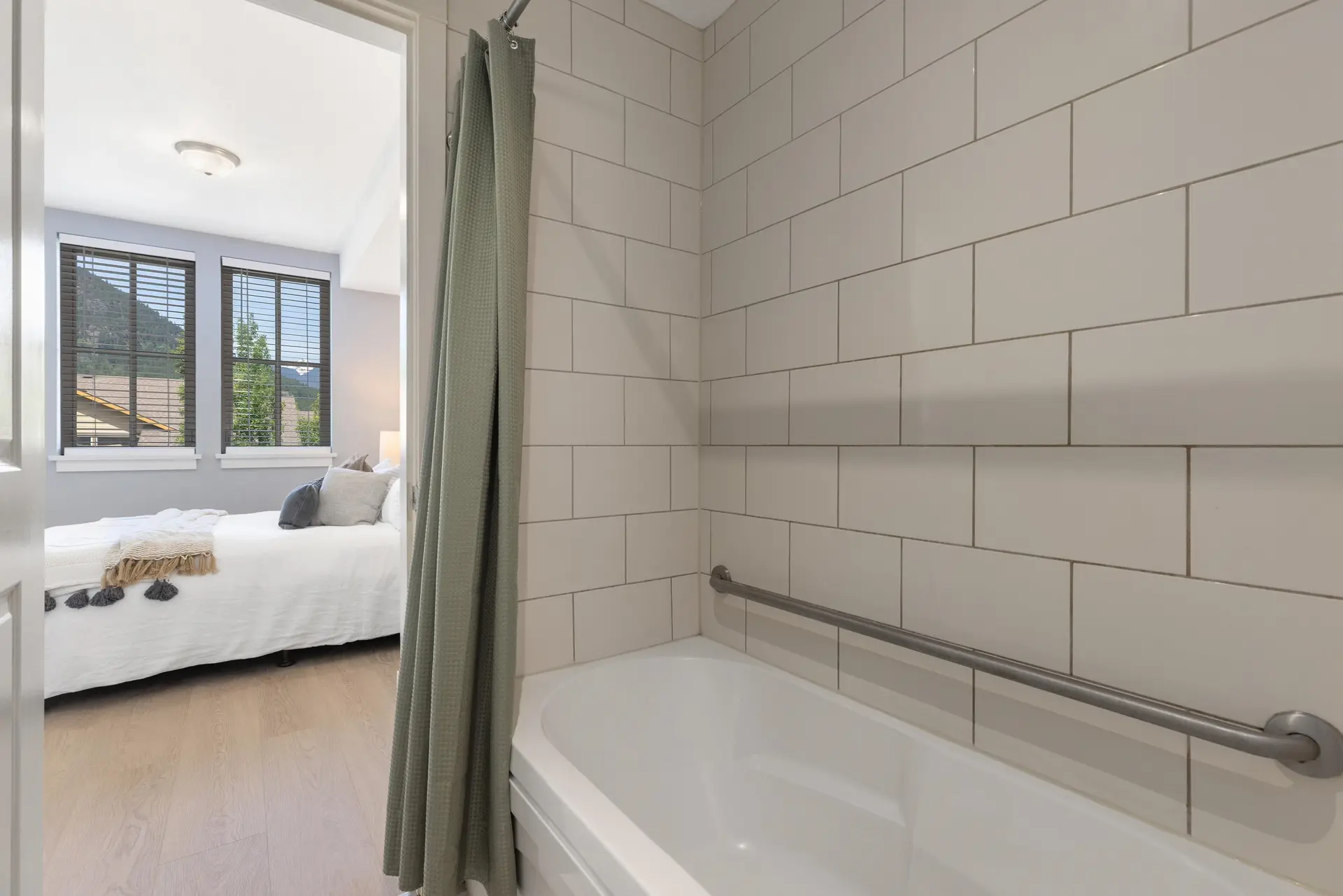 #302 7330 Arbutus Street - Image 9