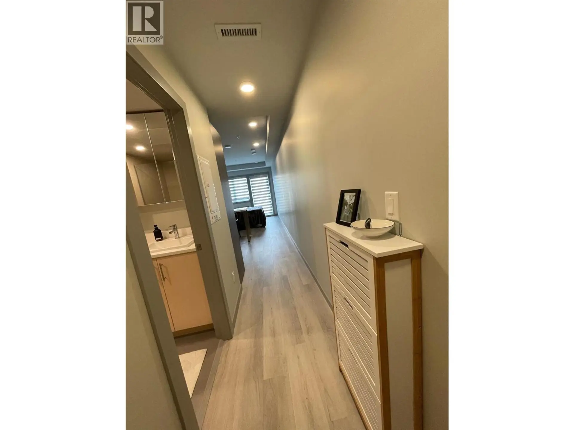 #215 345 DOUGALL Road N - Image 3