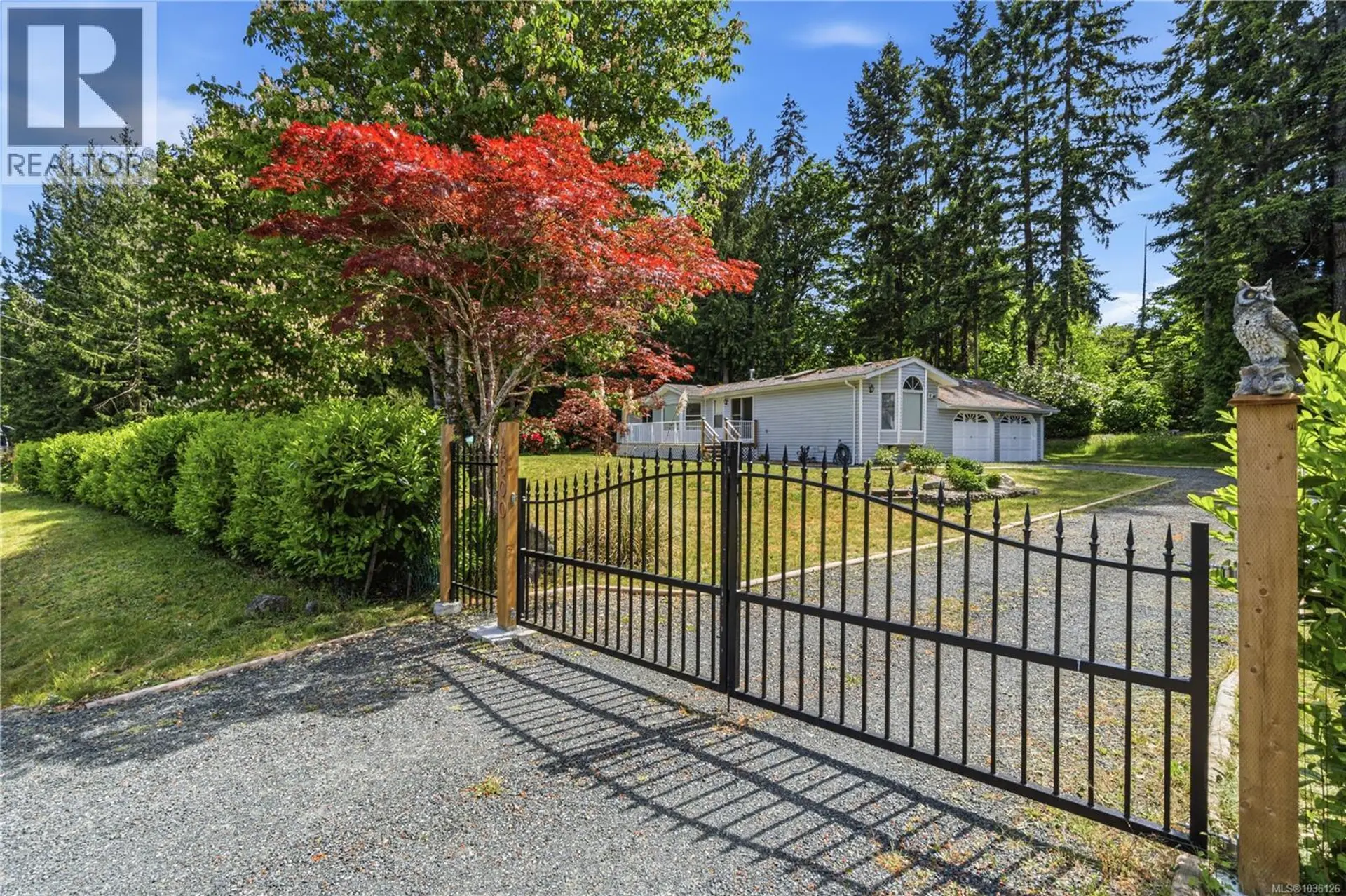 Property at 4600 Thompson Clarke Dr E, Bowser, BC