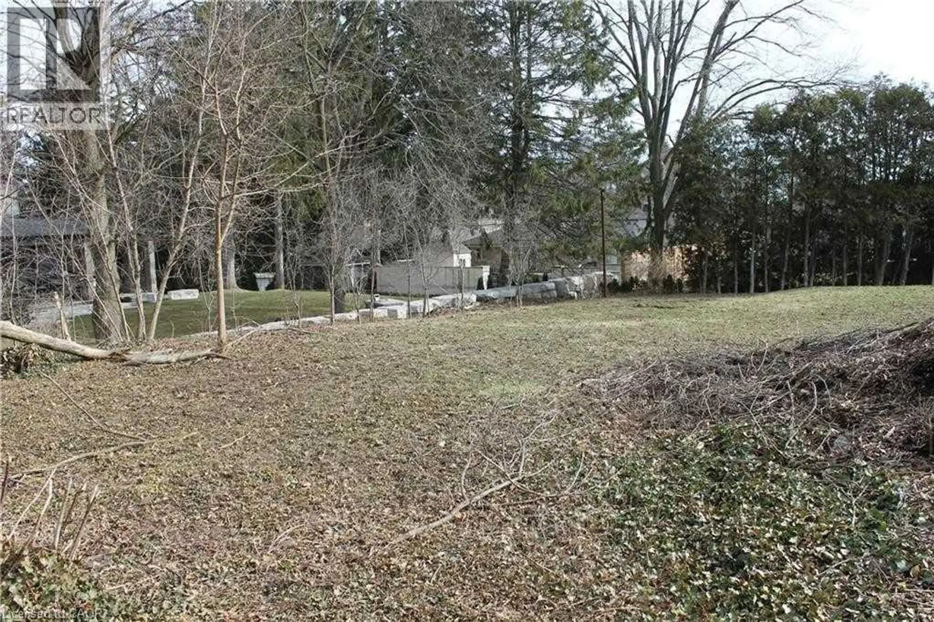 50 EAST Crescent - Image 8