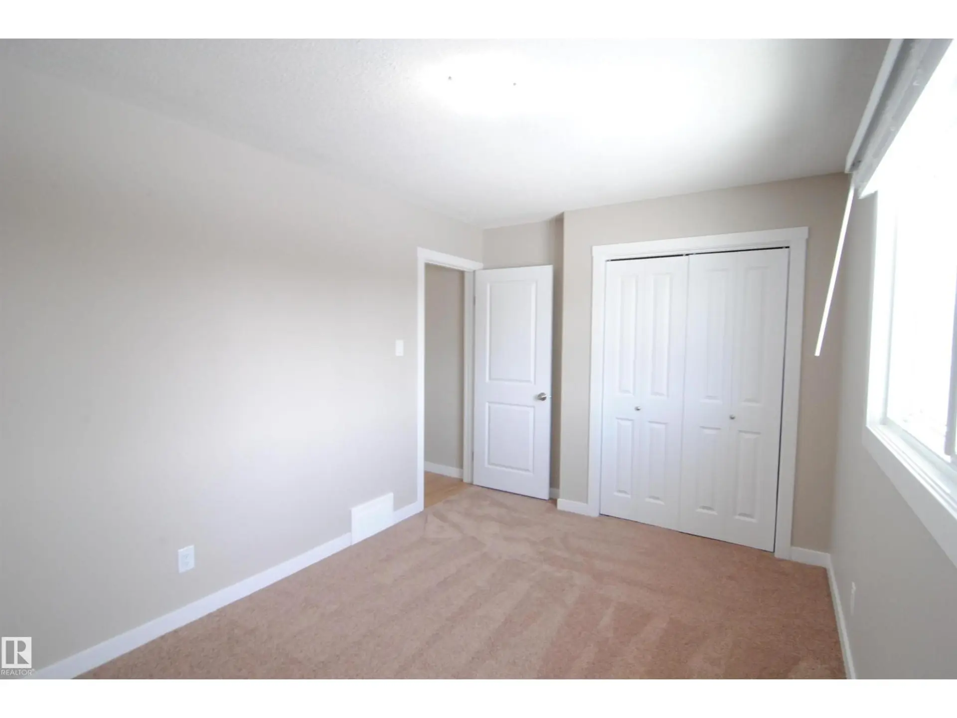 15112 80 ST NW - Image 8