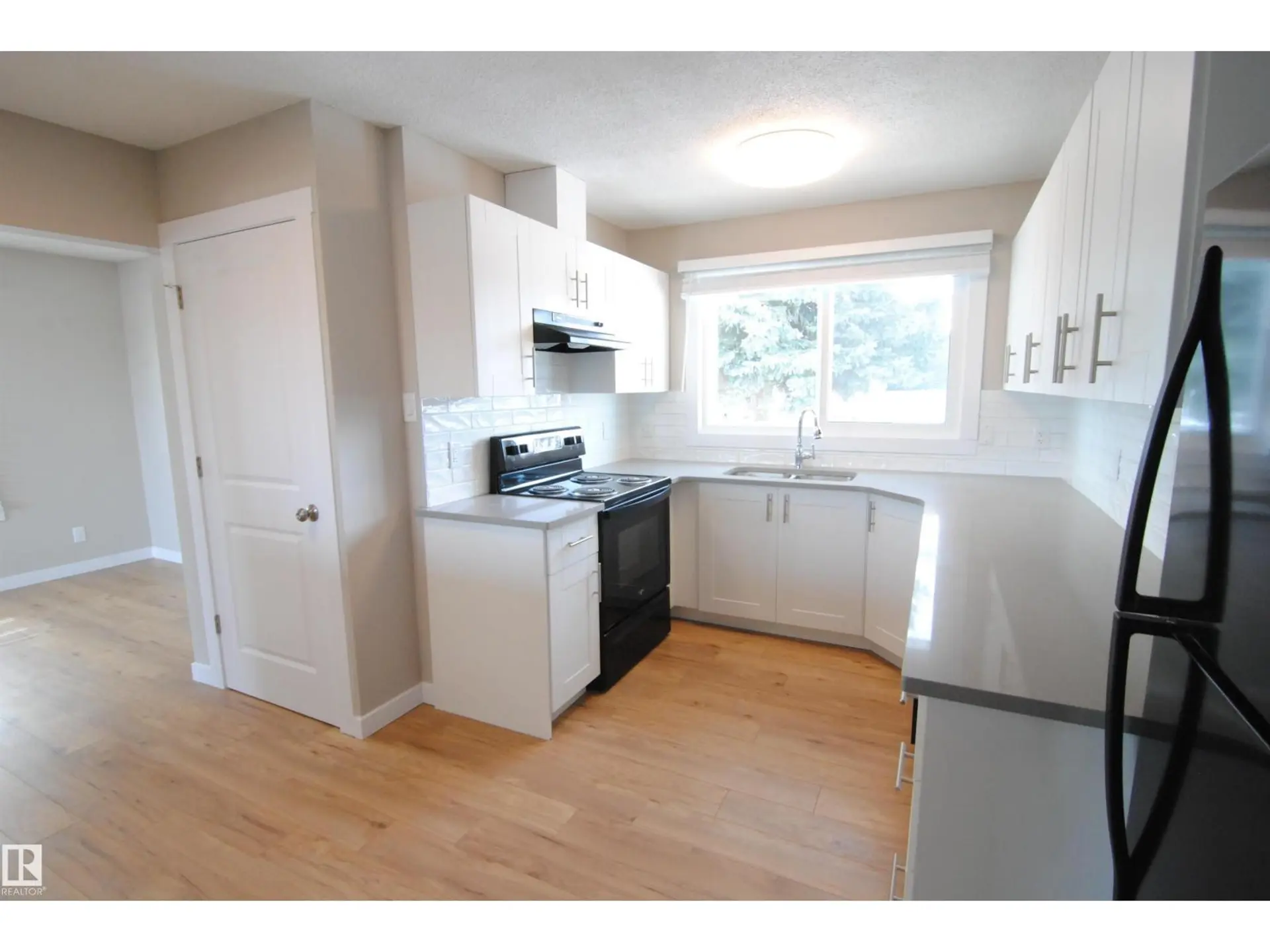 15112 80 ST NW - Image 4