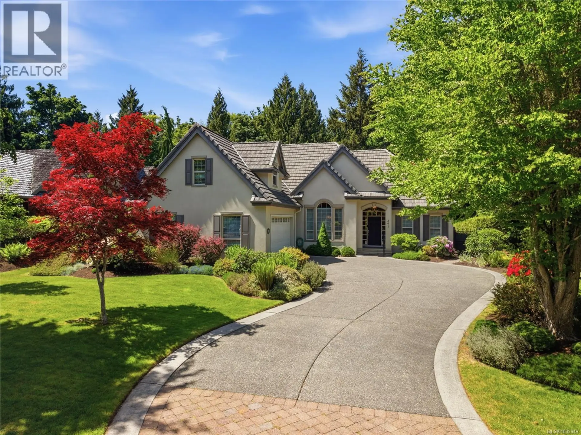 Property at 391 Park Ridge Pl, Qualicum Beach, BC