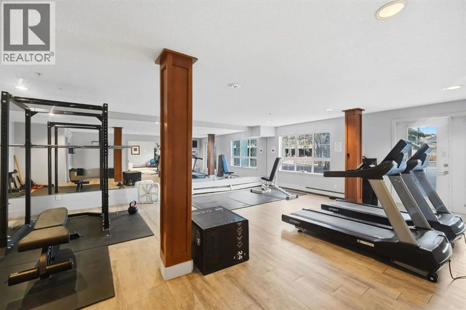 #426 35 Richard Court SW - Image 14