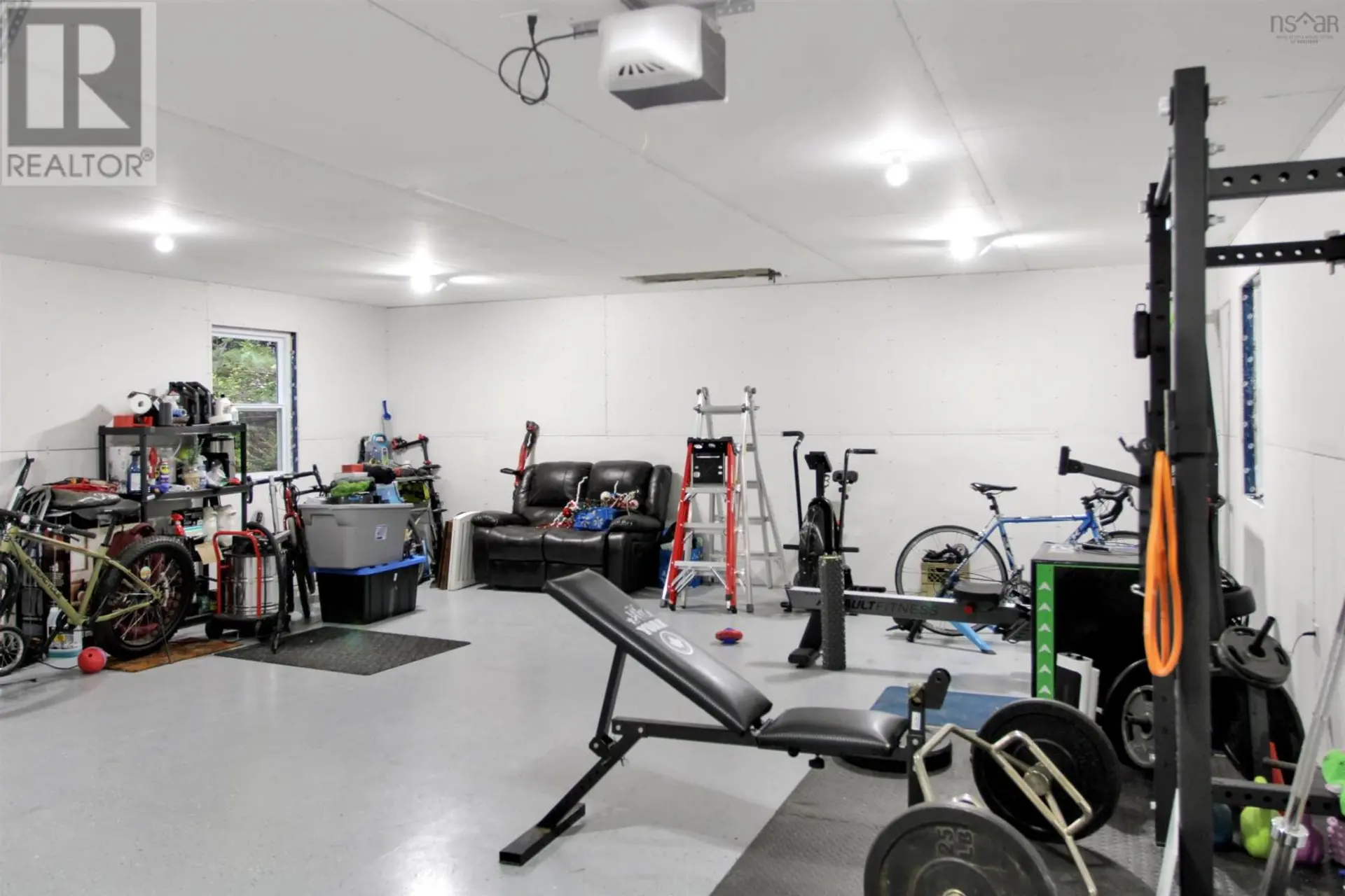 1228 Middle Road - Image 10