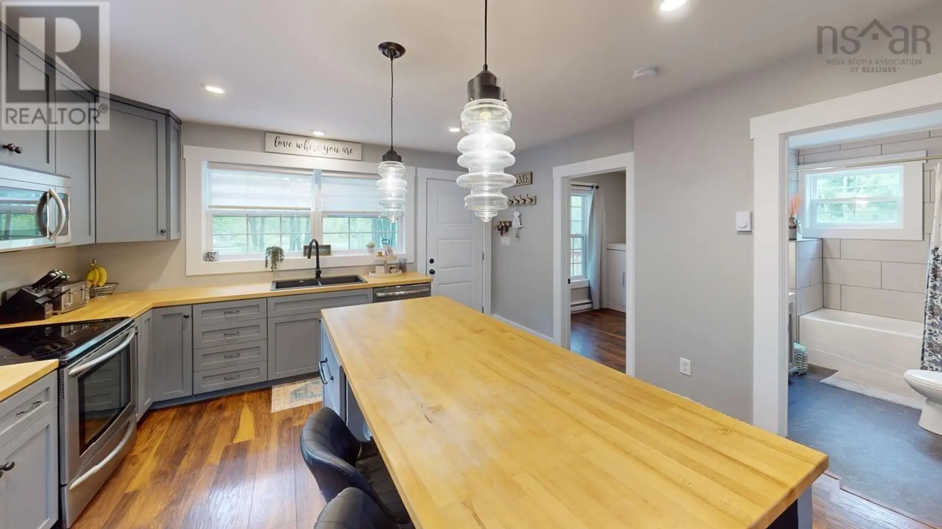 1228 Middle Road - Image 6