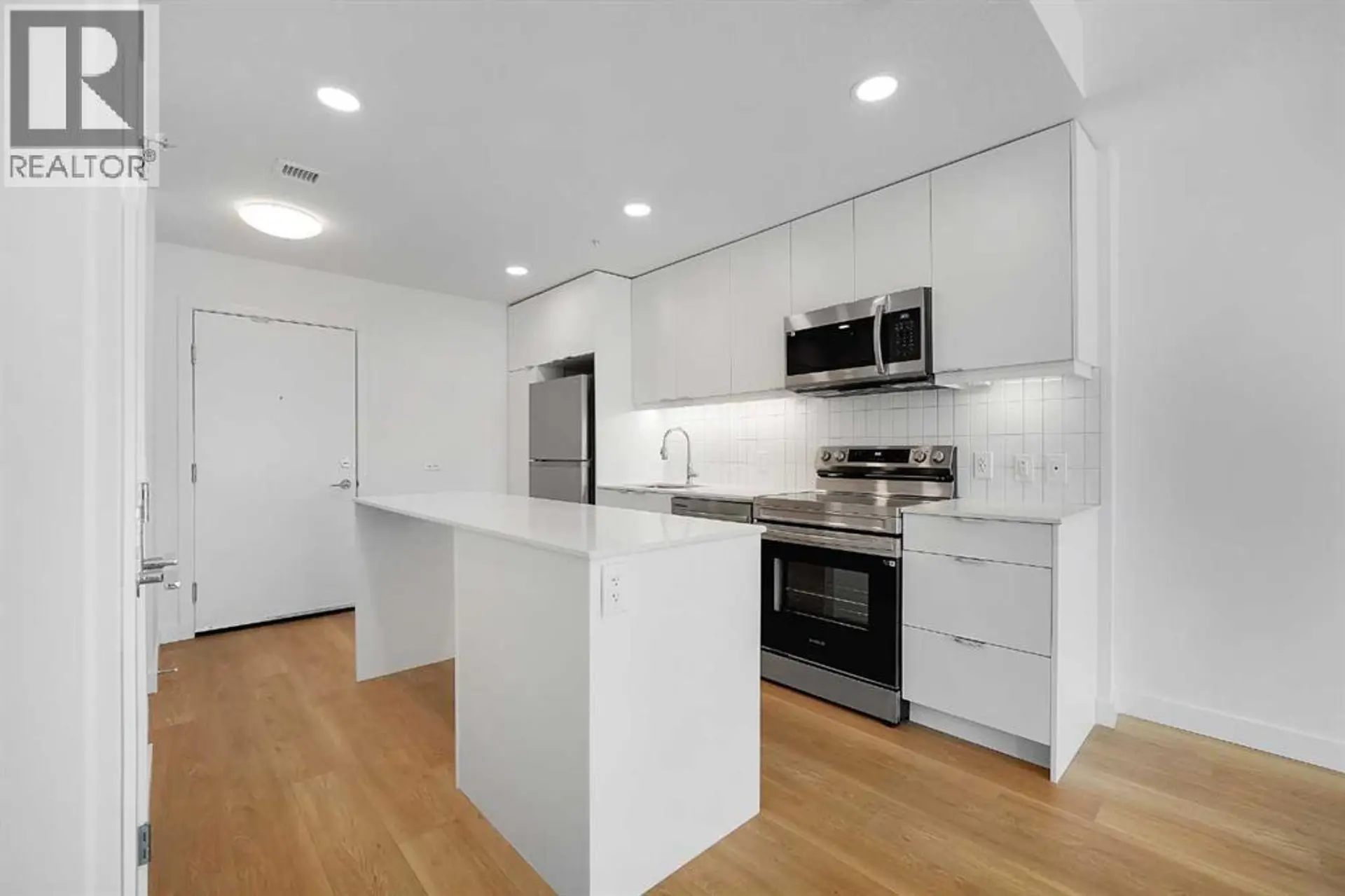 Property at #1204 8500 19 Avenue SE, Calgary, AB