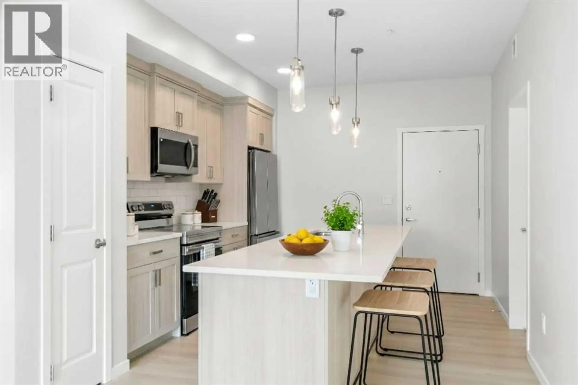 #4210 550 Belmont Street SW - Image 3