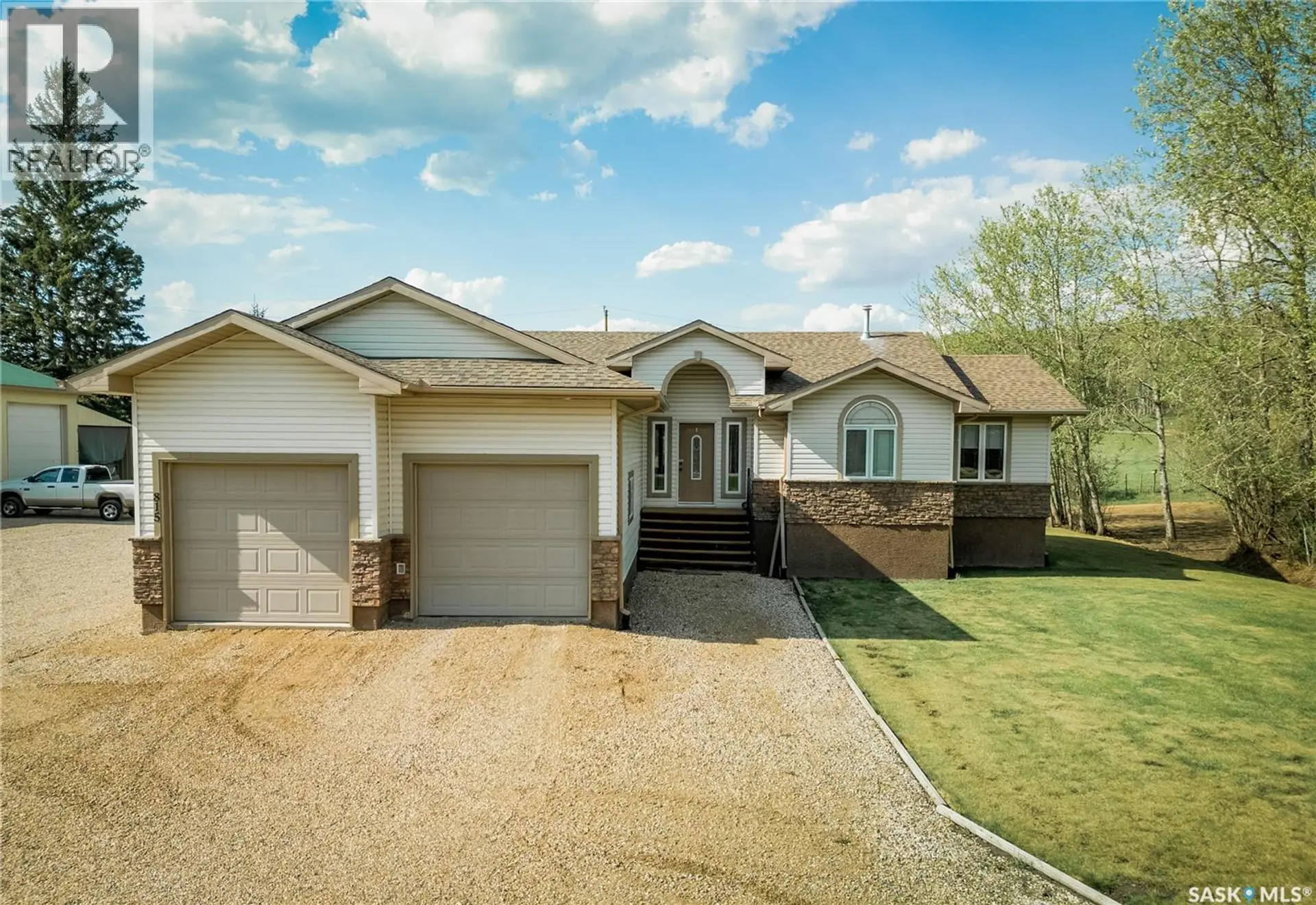 Property at 815 Weikle AVENUE, Sturgis, SK