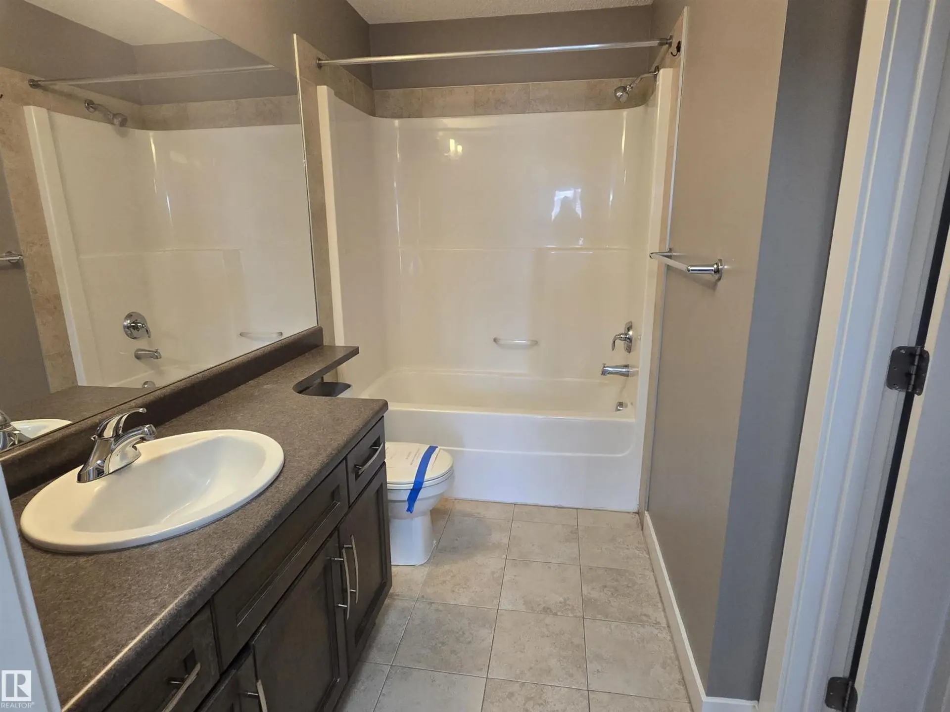 #314 2207 44 AV NW - Image 10