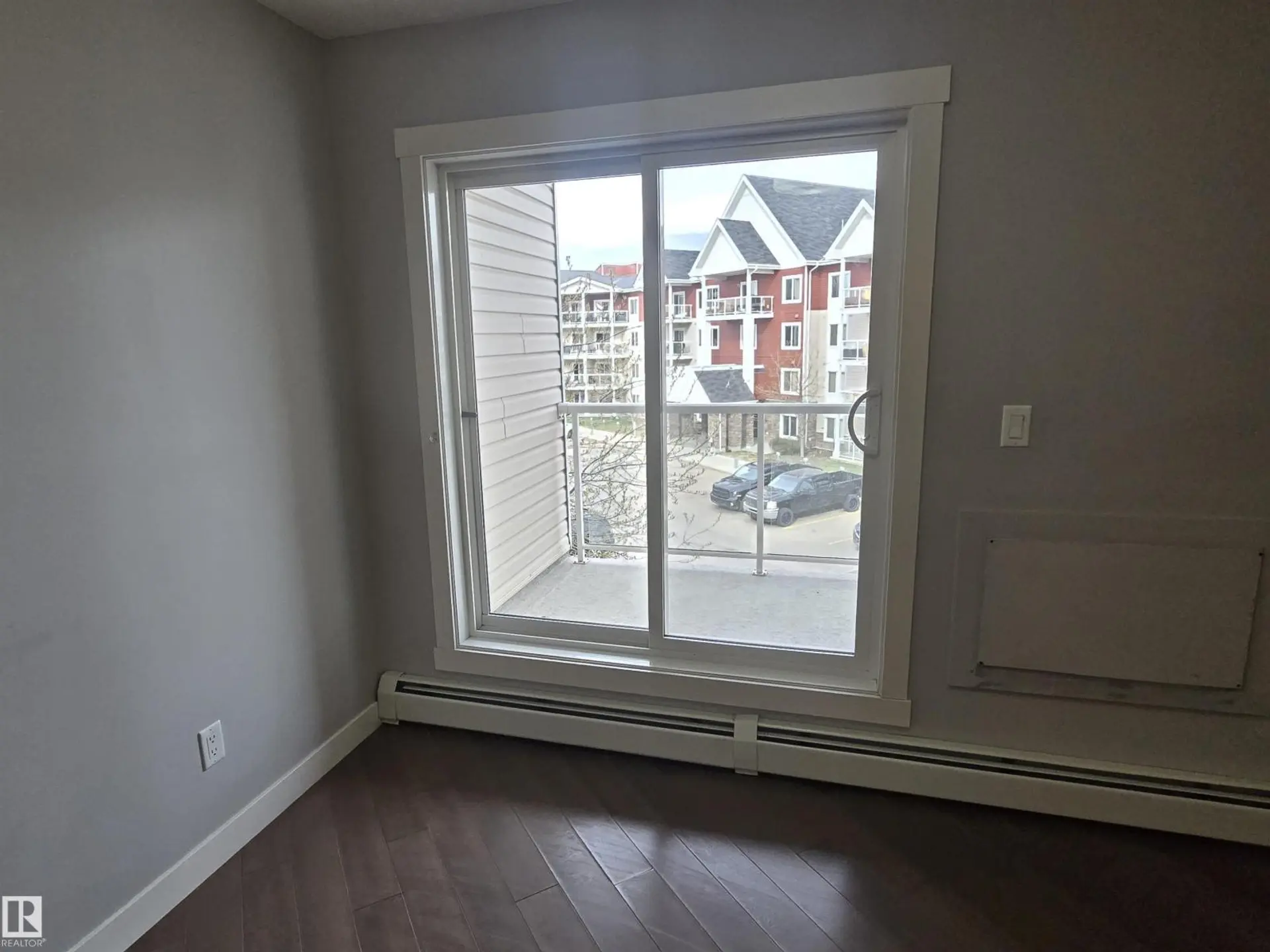 #314 2207 44 AV NW - Image 2