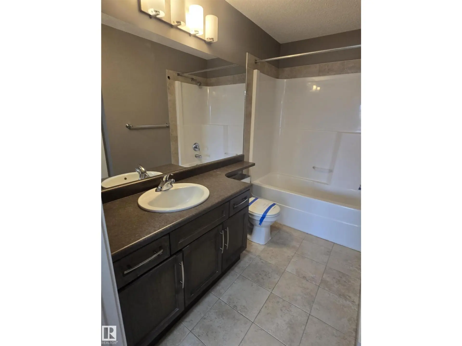 #314 2207 44 AV NW - Image 9