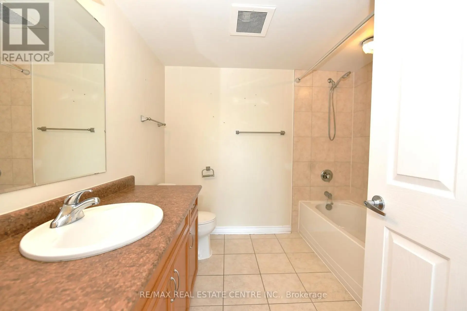#418 8 HARRIS STREET - Image 10