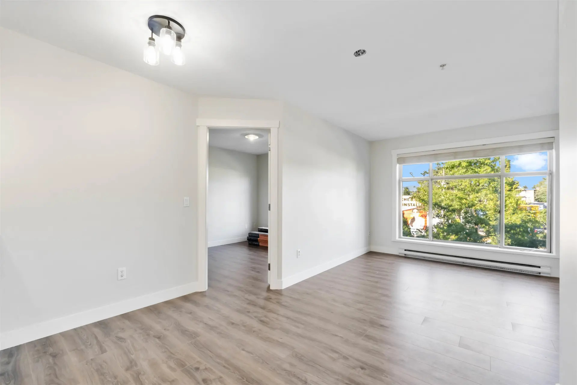 #215 13555 Gateway Drive - Image 4