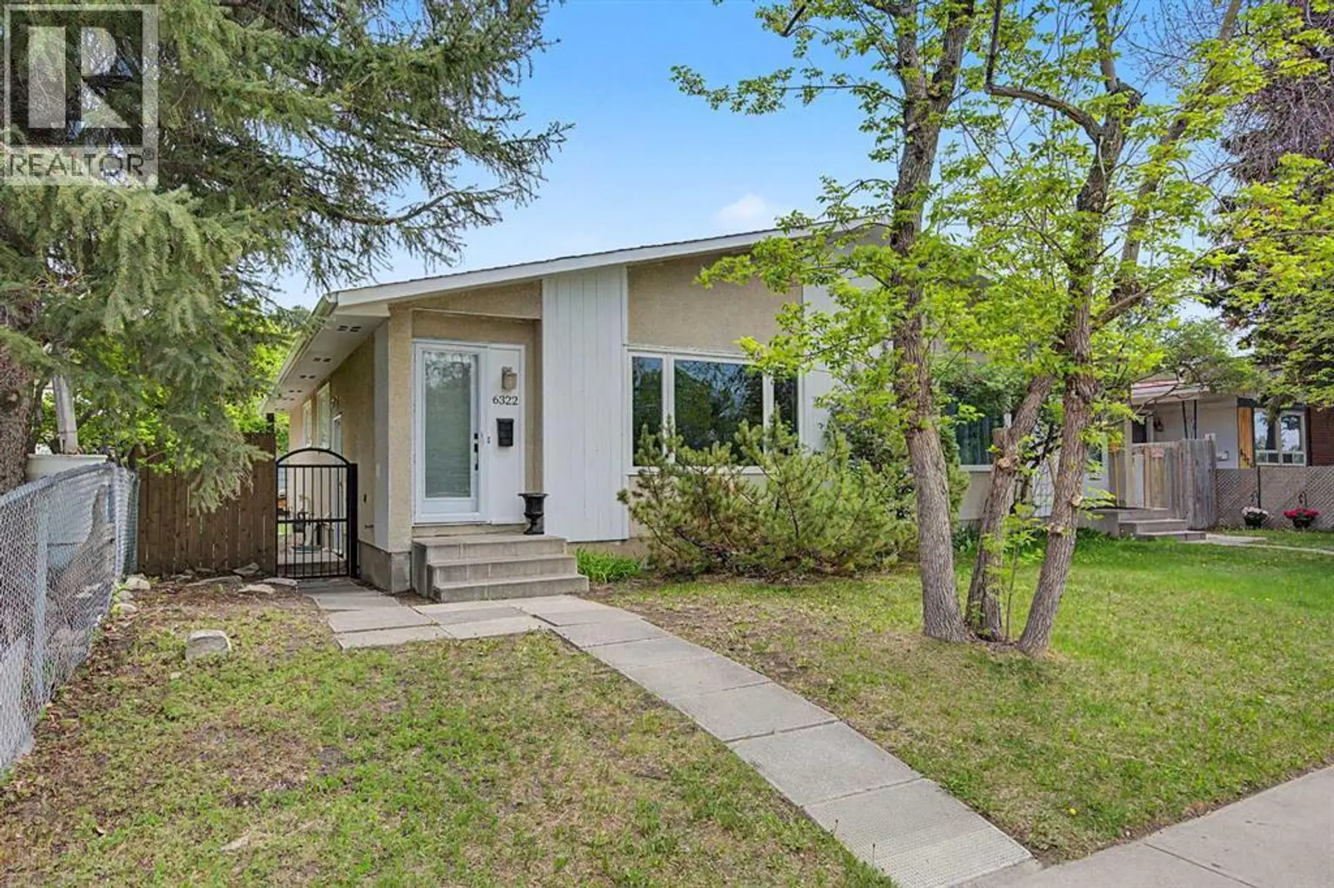 Property at 6322 37 Street SW, Calgary, AB