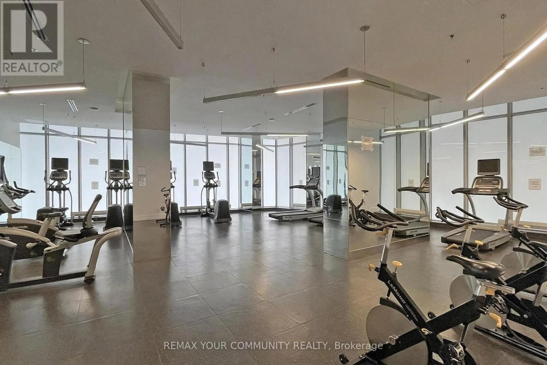 #3901 12 YORK STREET - Image 11