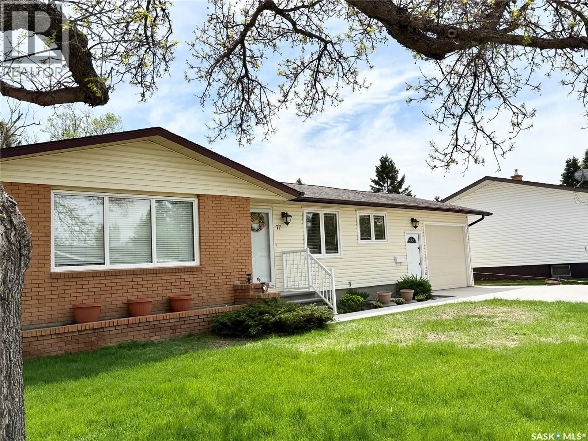 Property at 71 Dalebrooke DRIVE, Yorkton, SK