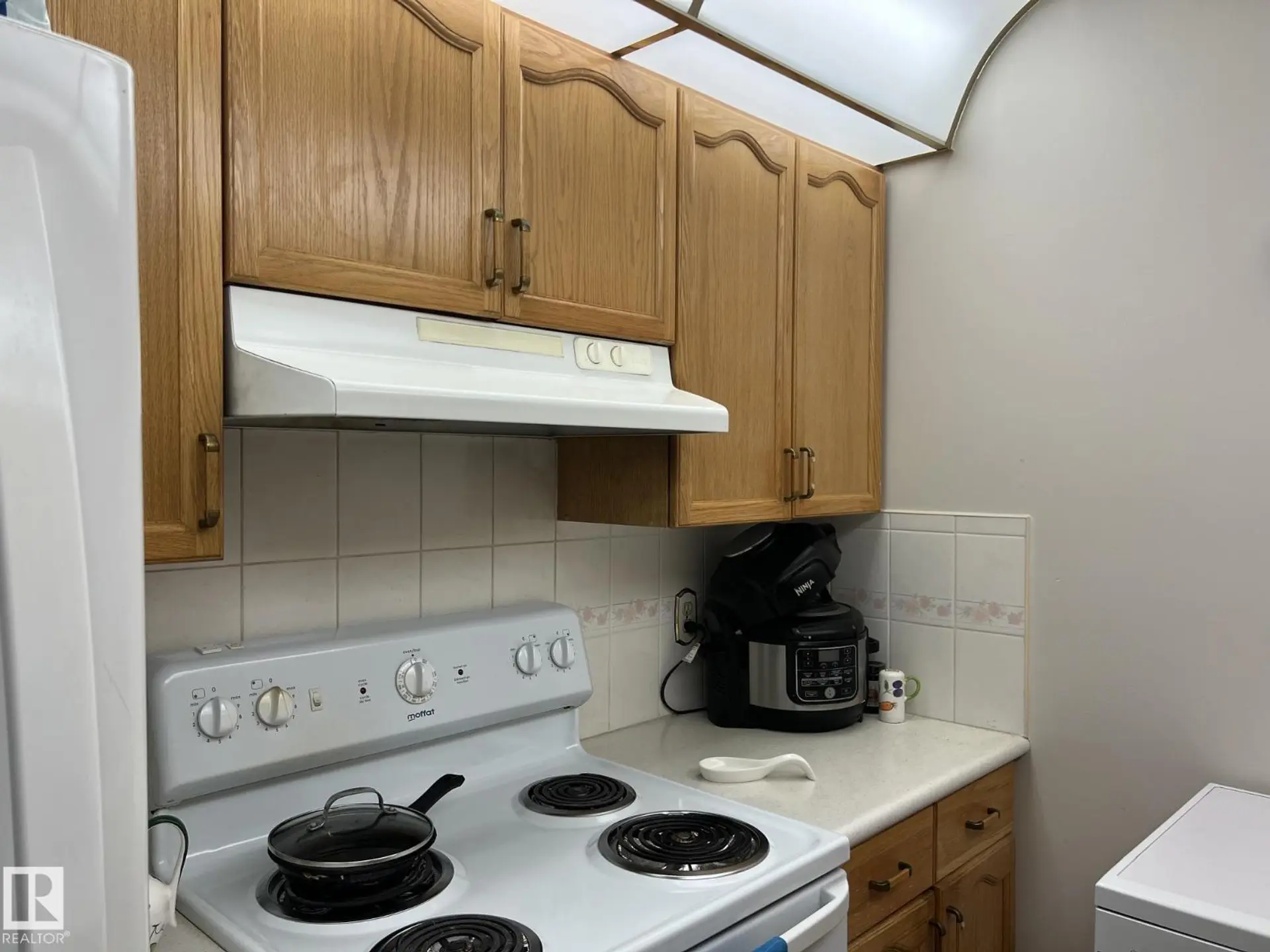 #207 18012 95 AV NW - Image 5