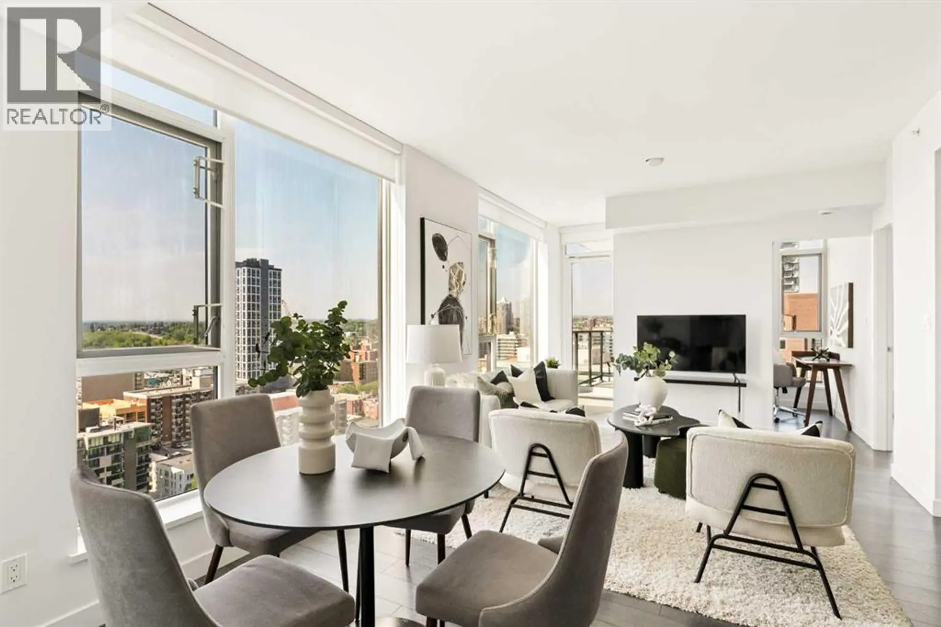 Property at #1808 310 12 Avenue SW, Calgary, AB