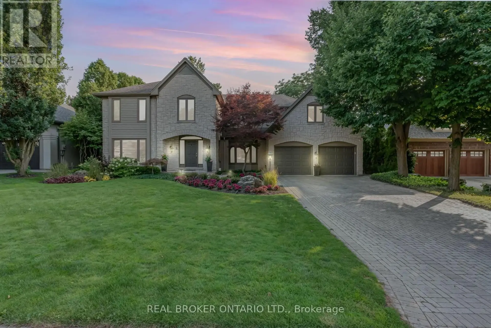 Property at 9 FLANDERS DRIVE, Hamilton, ON