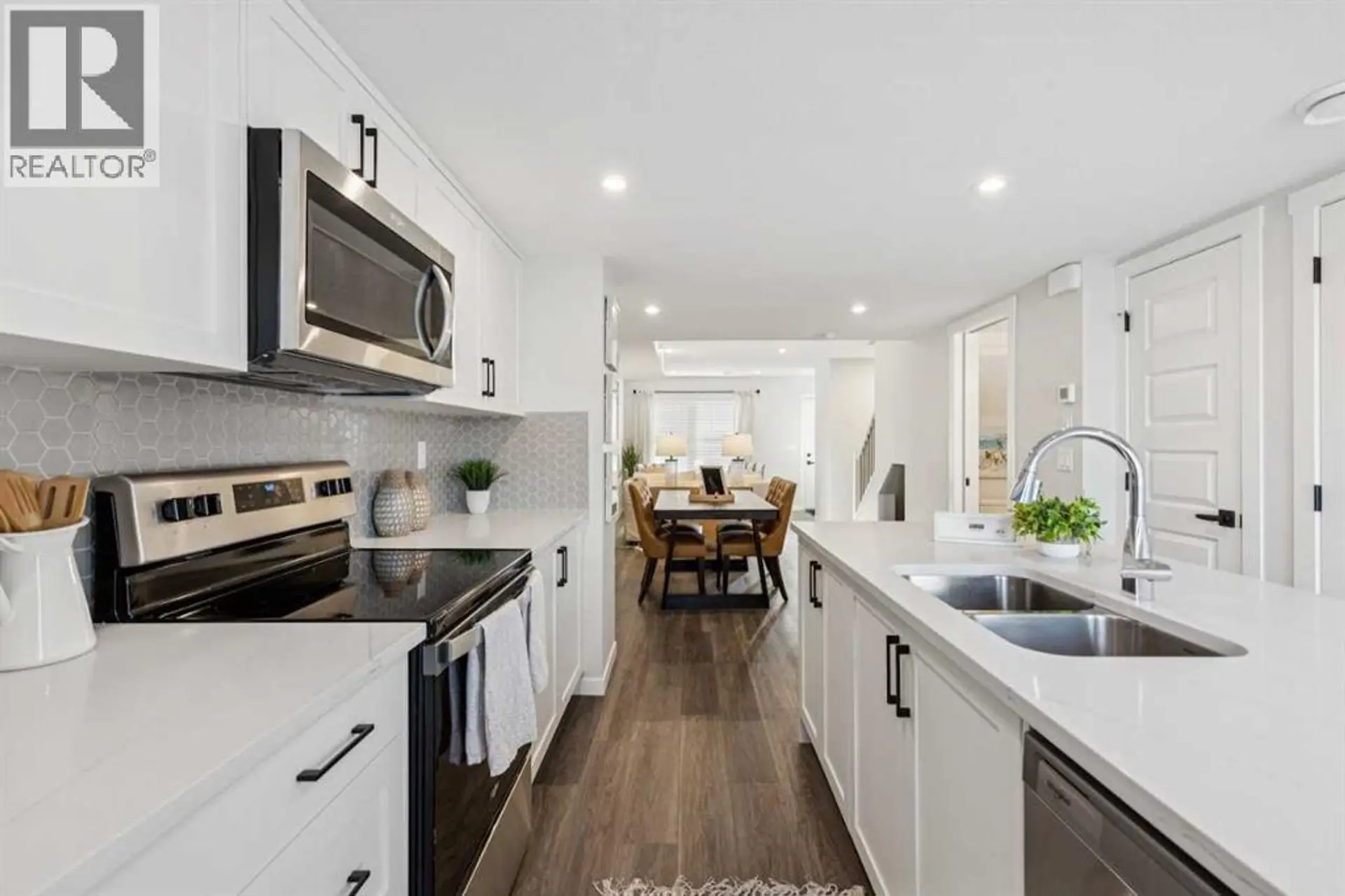 #109 63 Belmont Passage SE - Image 11