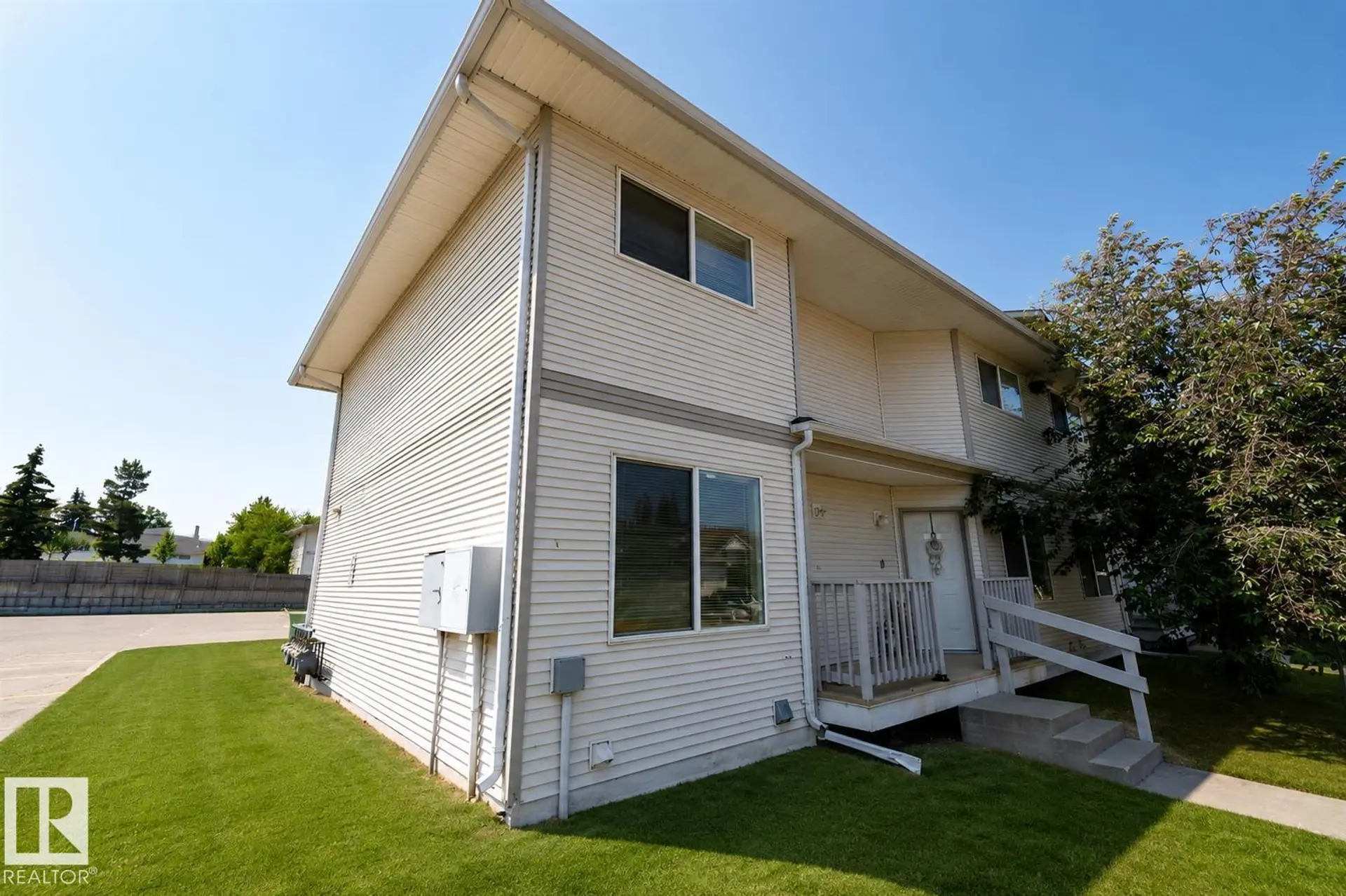 #701 610 KING ST - Image 15
