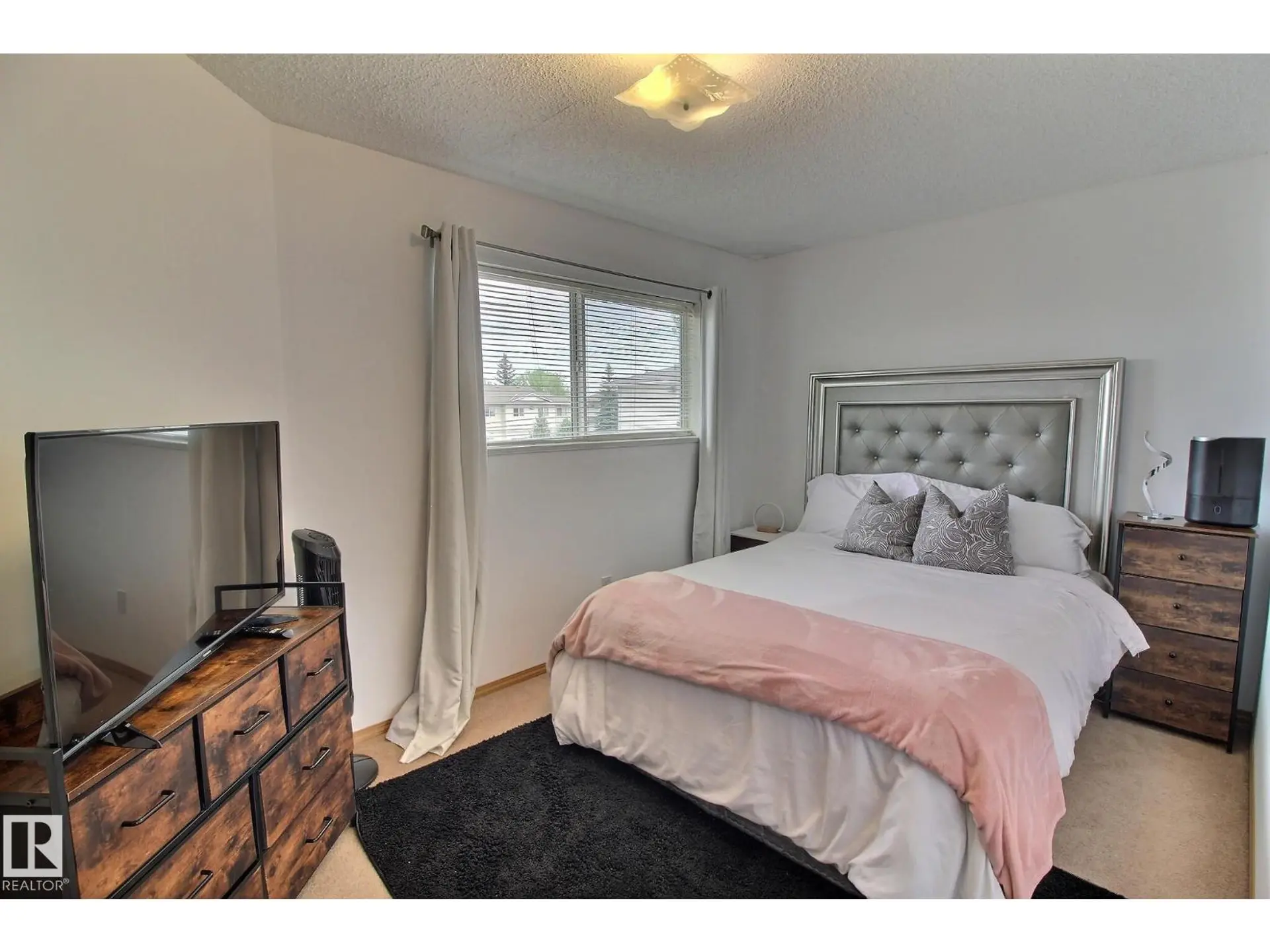 #701 610 KING ST - Image 7