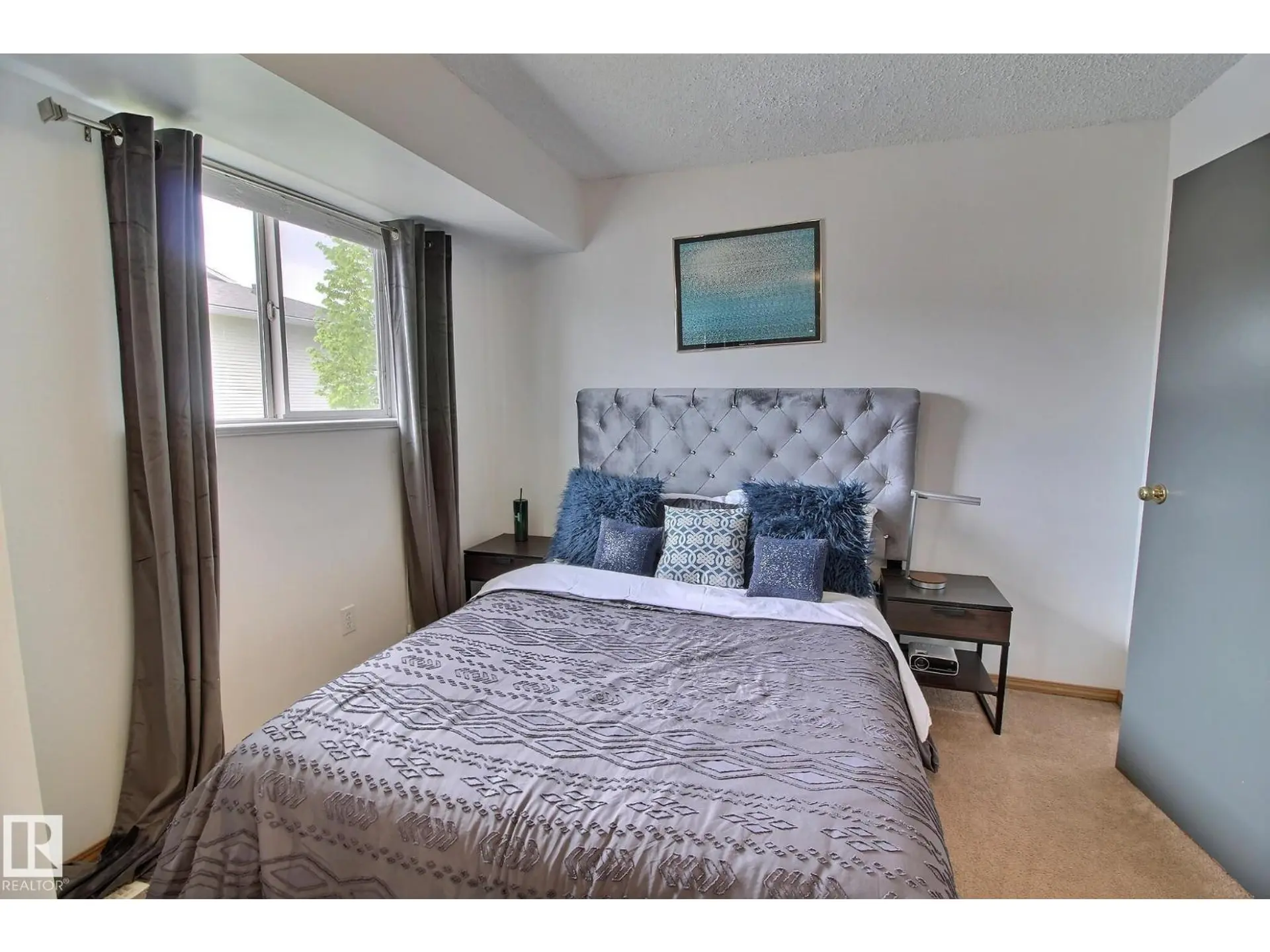 #701 610 KING ST - Image 9