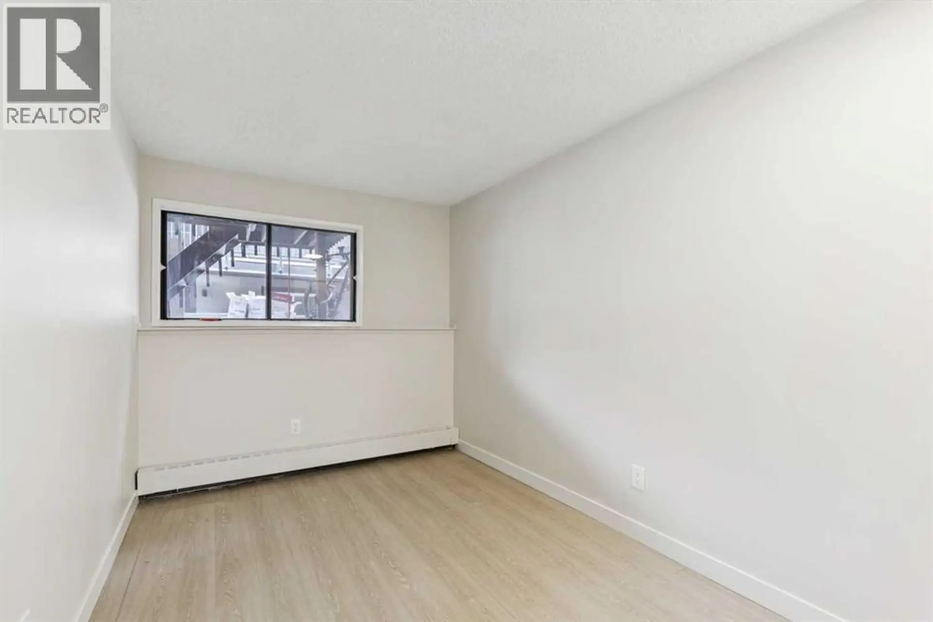 #17 3519 49 Street NW - Image 15