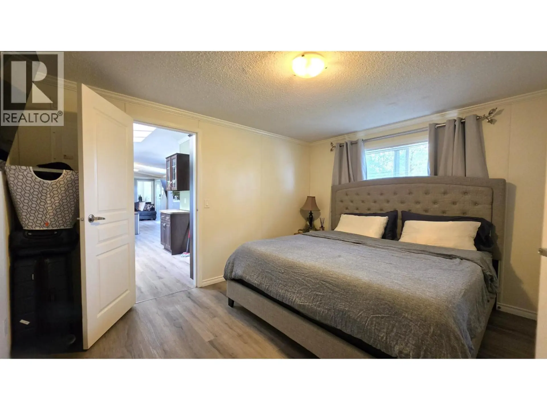 326 N BLACKBURN ROAD - Image 13