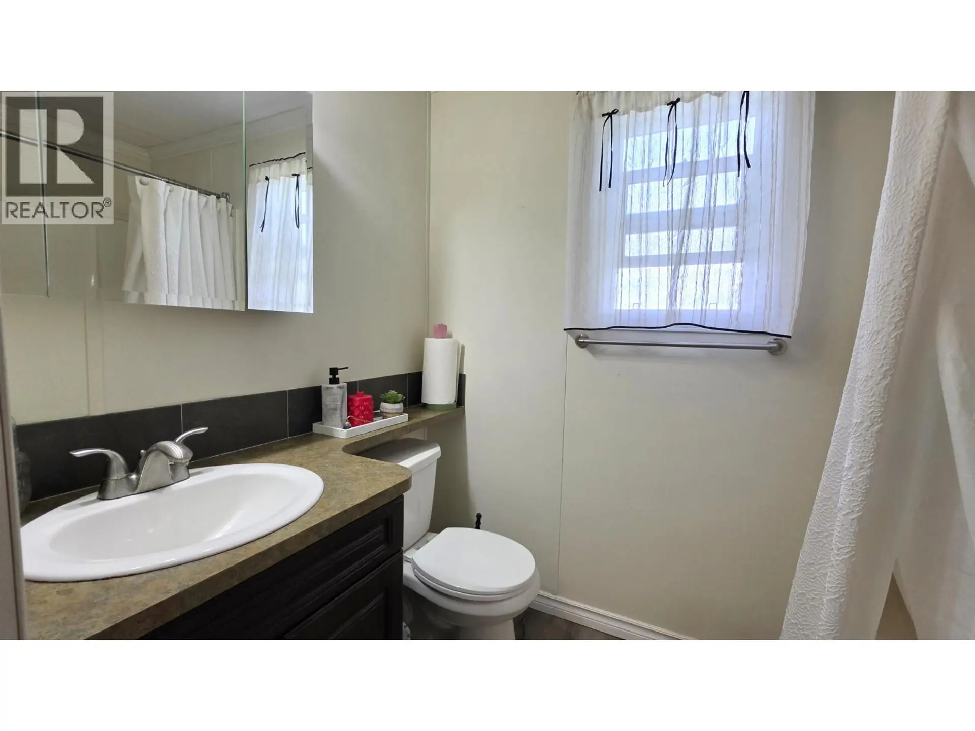 326 N BLACKBURN ROAD - Image 14