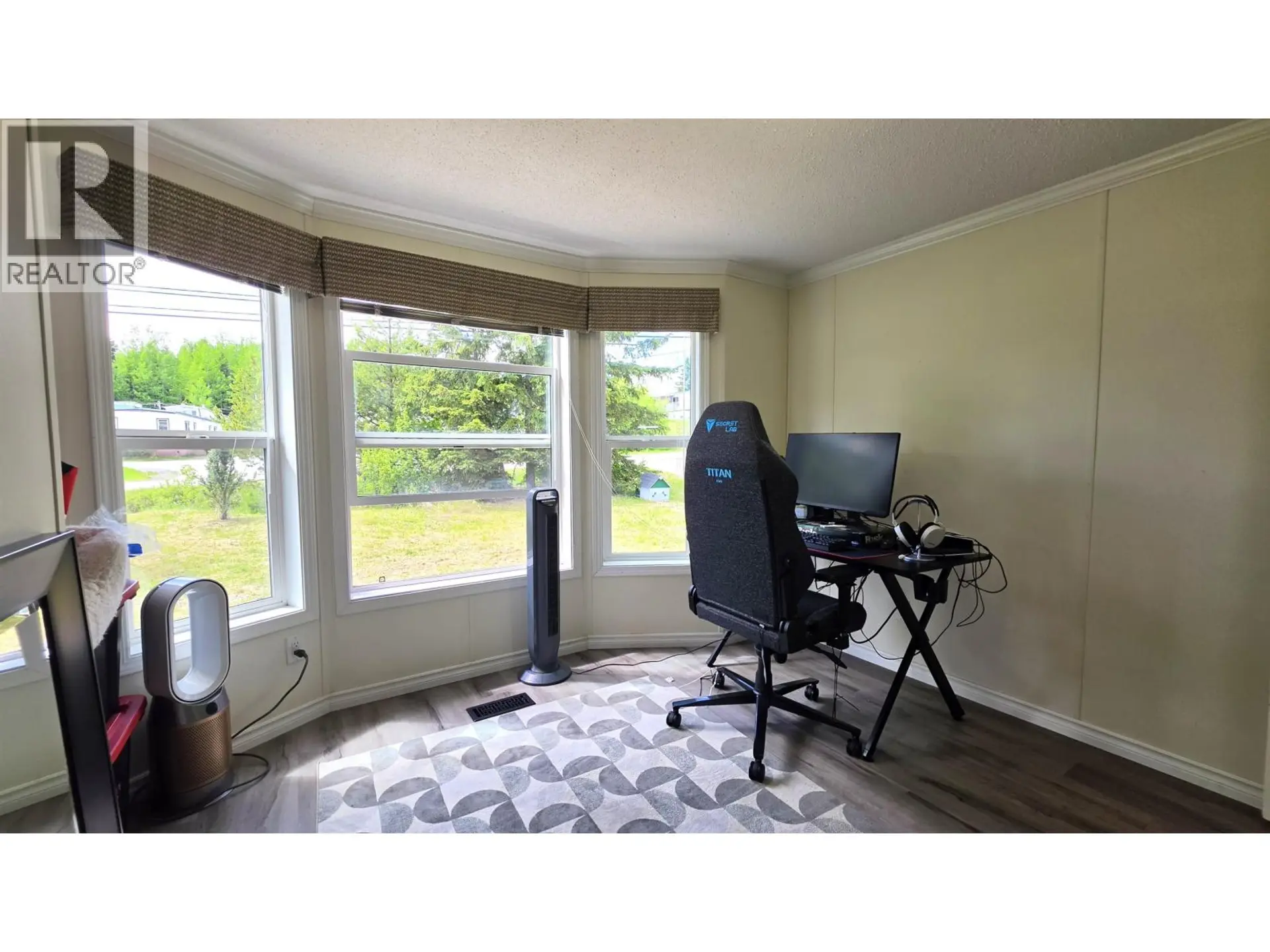 326 N BLACKBURN ROAD - Image 6