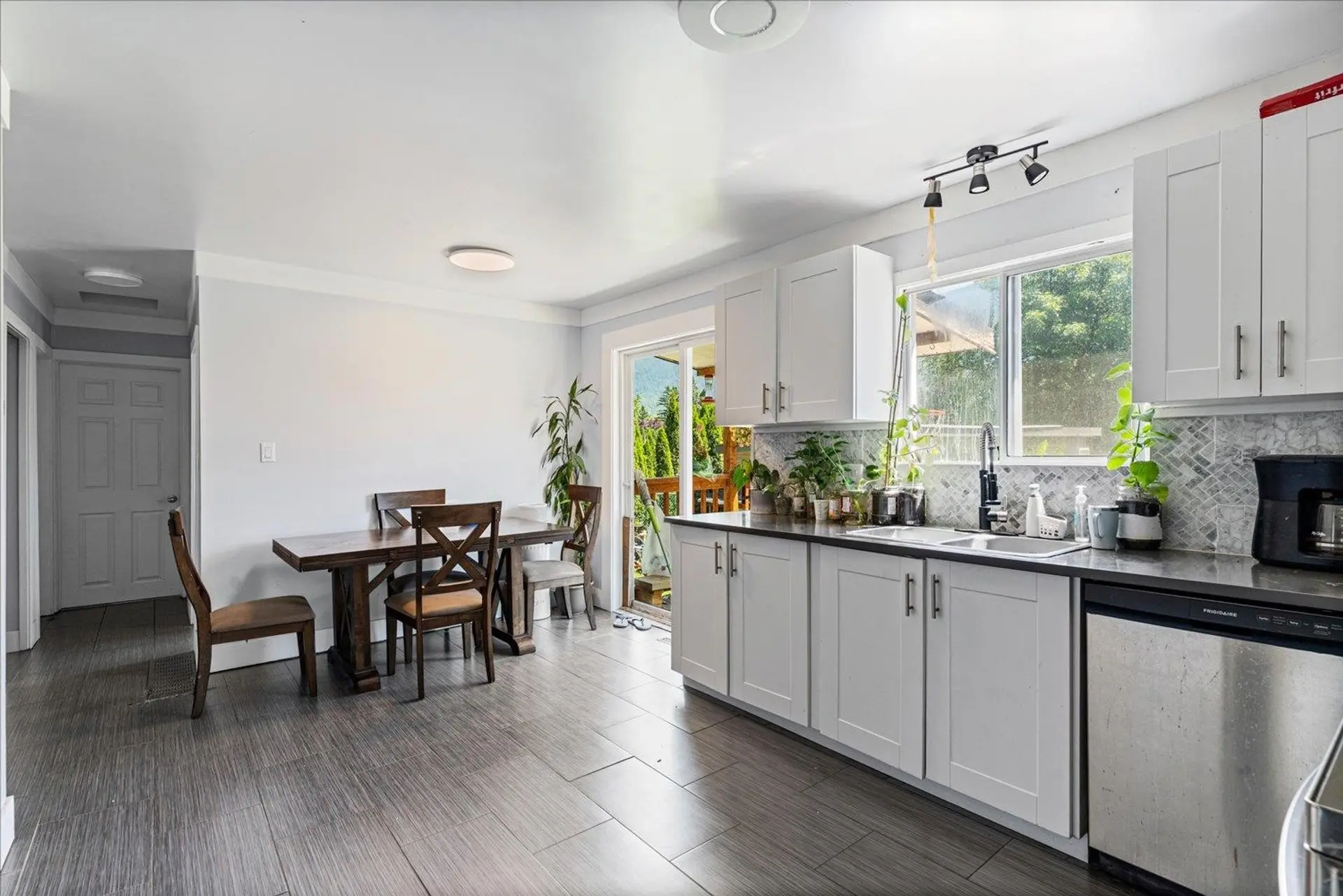 50970 Yale Road - Image 6