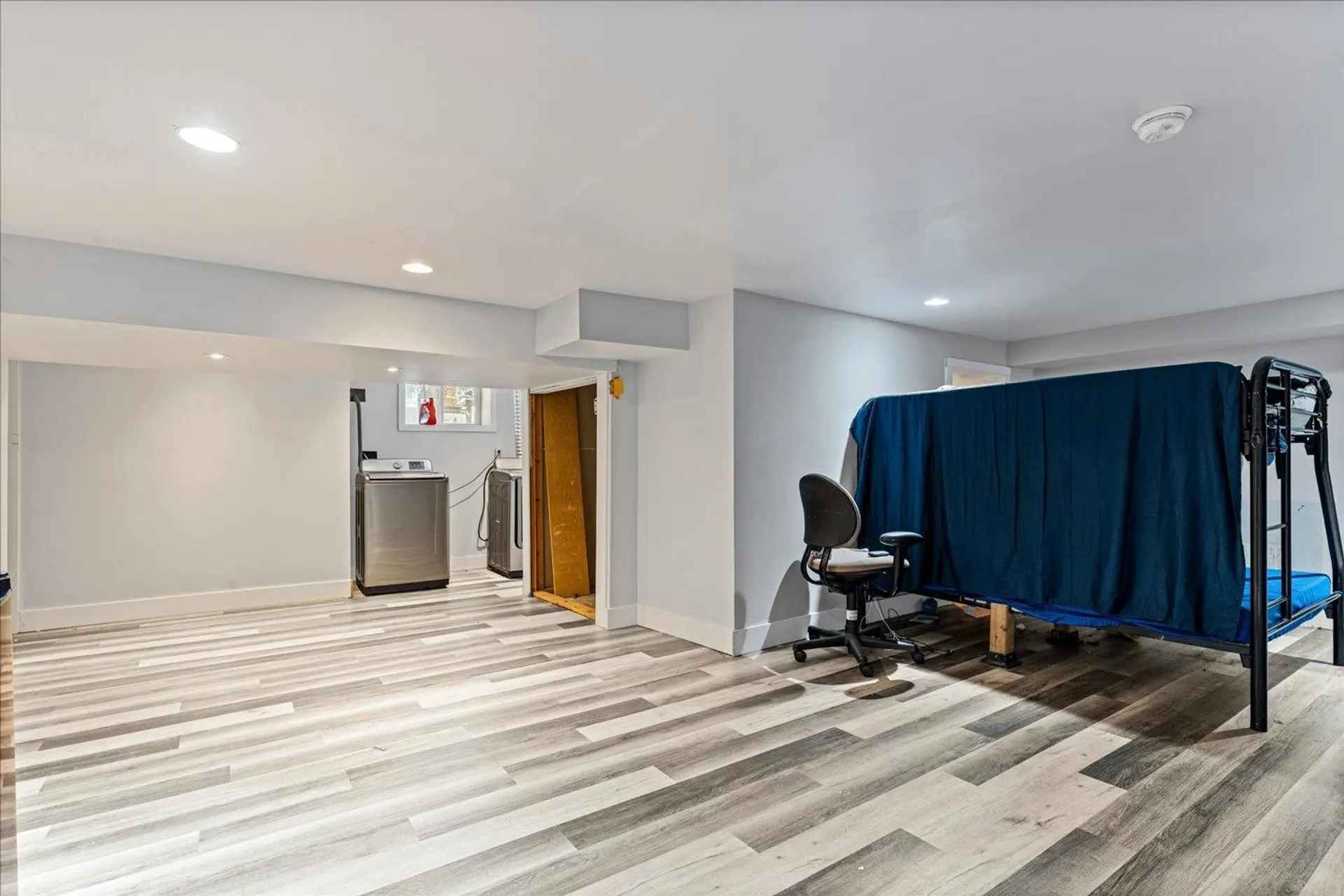 50970 Yale Road - Image 9