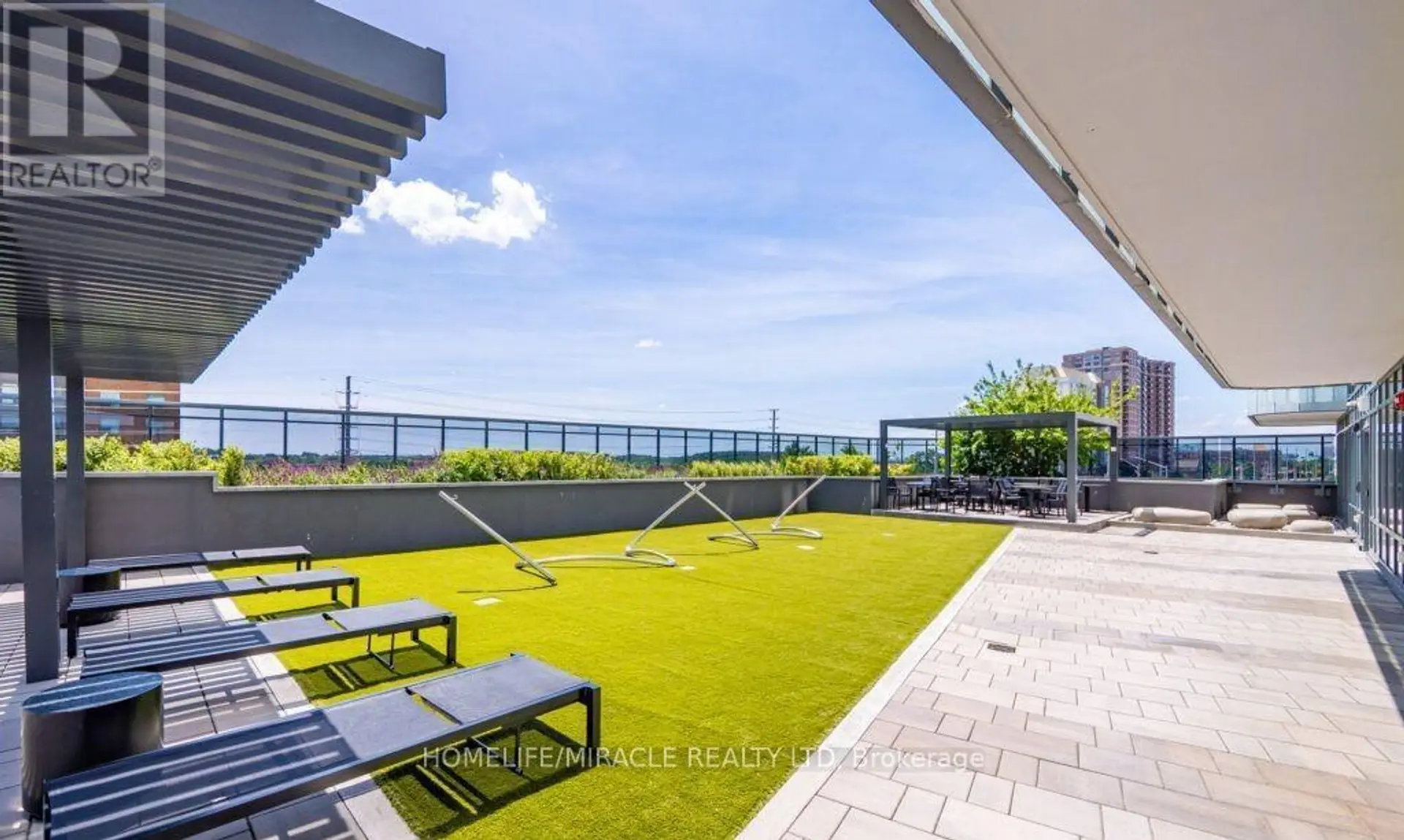 #320 8 NAHANI WAY - Image 11